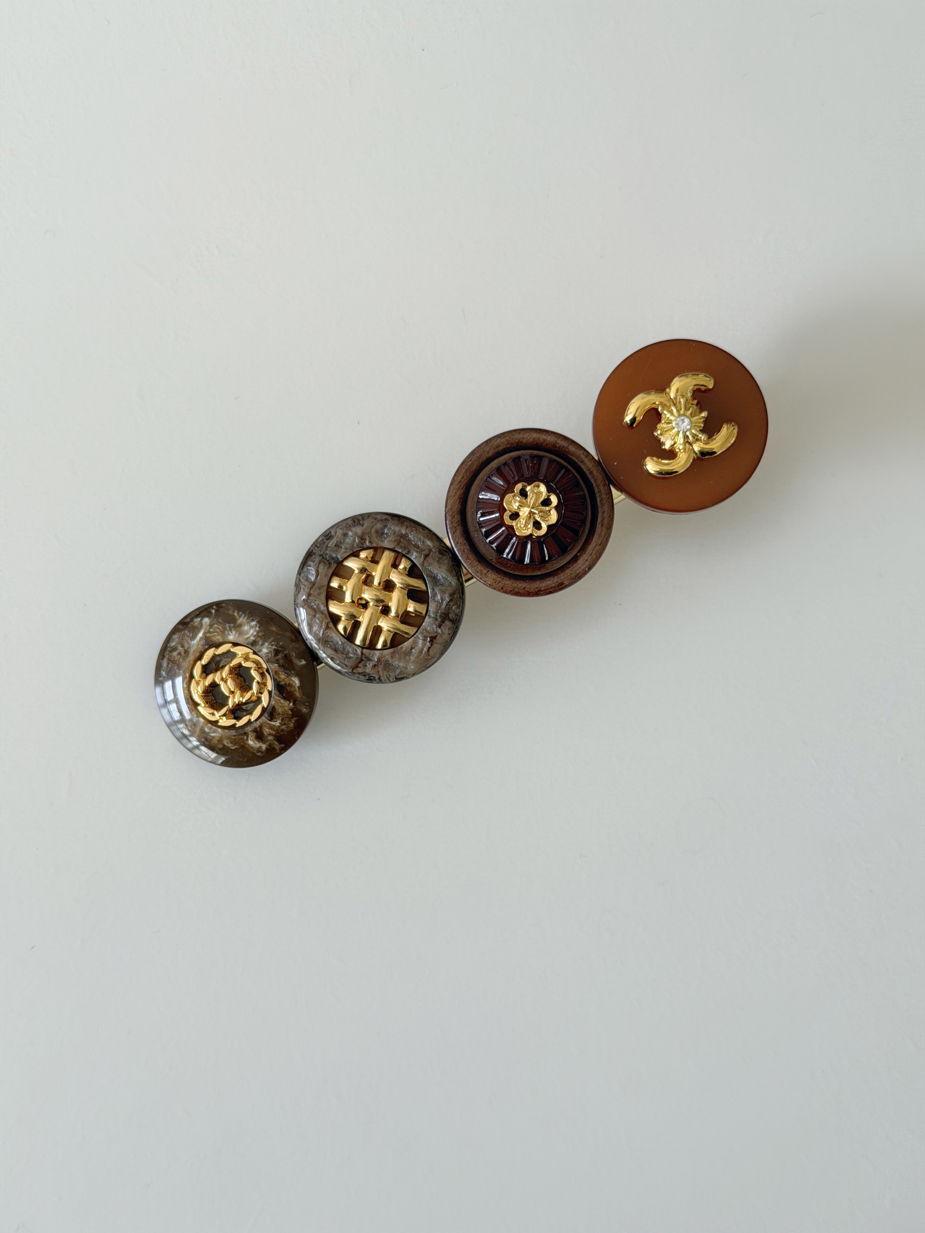 日本復古鈕扣8CM長一字髮夾/棕色 