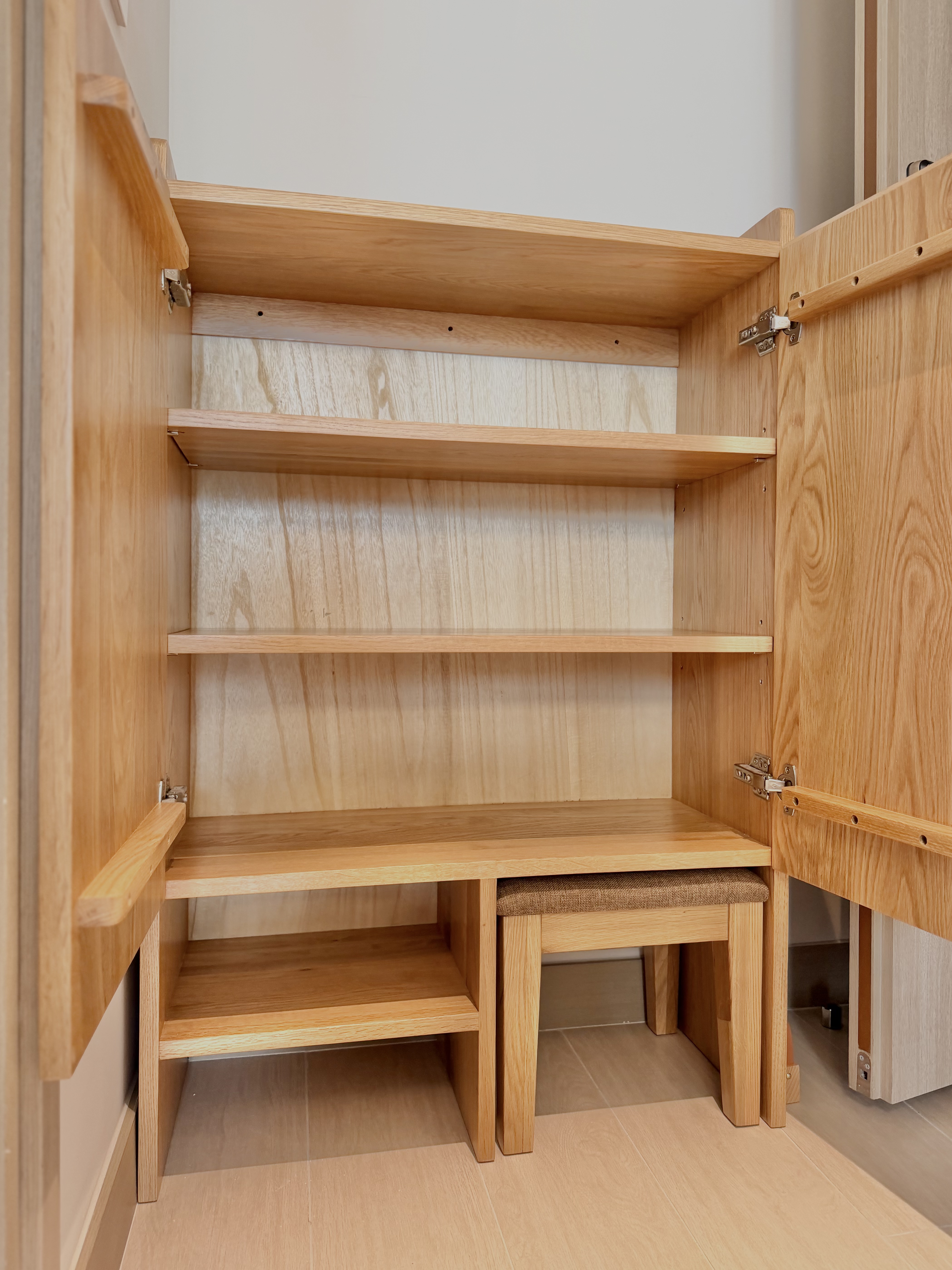 TWO-TONE Shoe Cabinet (可訂造)