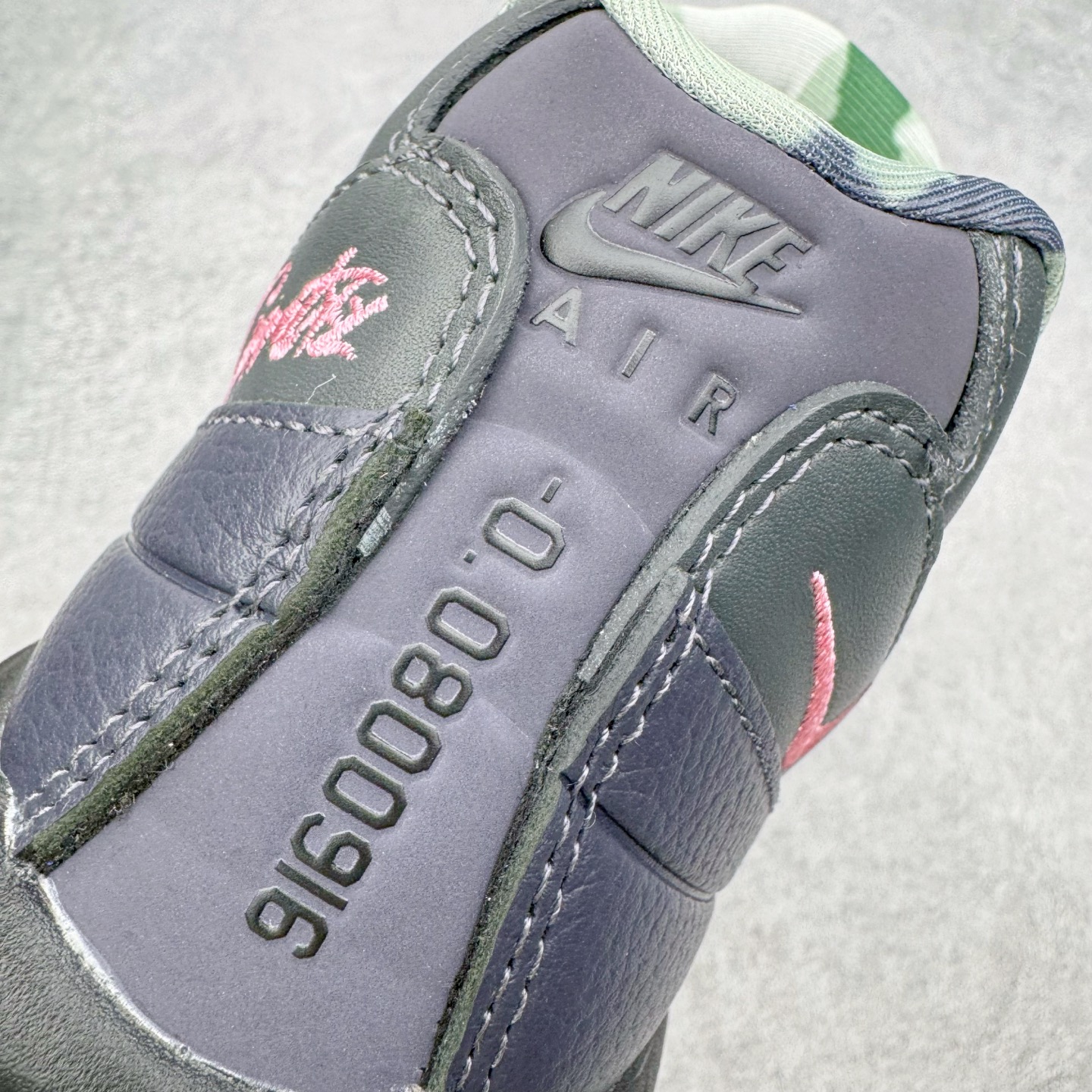 Corteiz x Nike Air Max 95 SP FB2709-001 