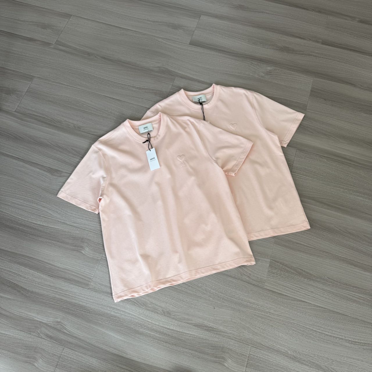 Ami 立體愛心短袖Tee 