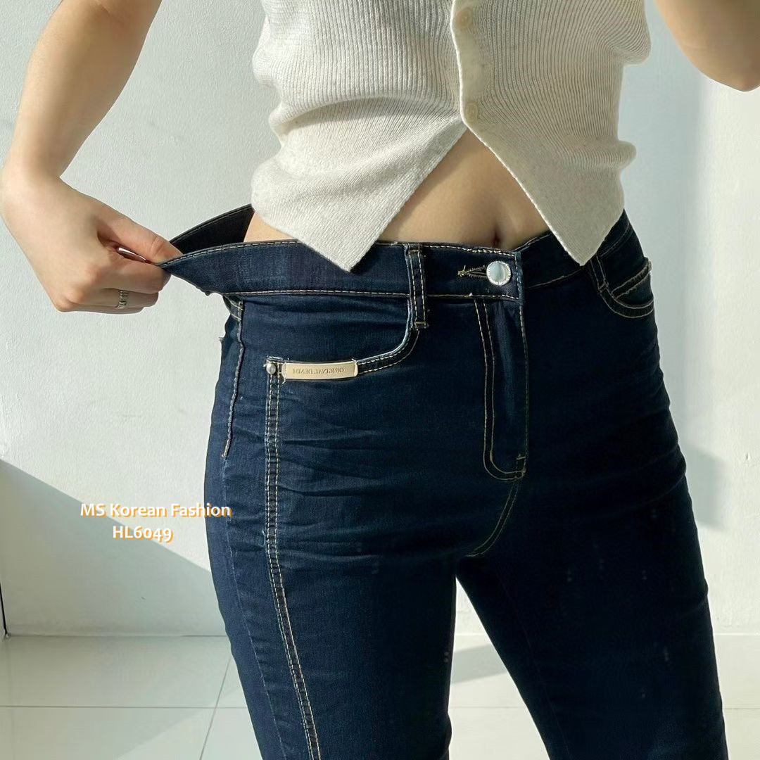 HL6049 韓國🌼Howluk拼接線條喇叭牛