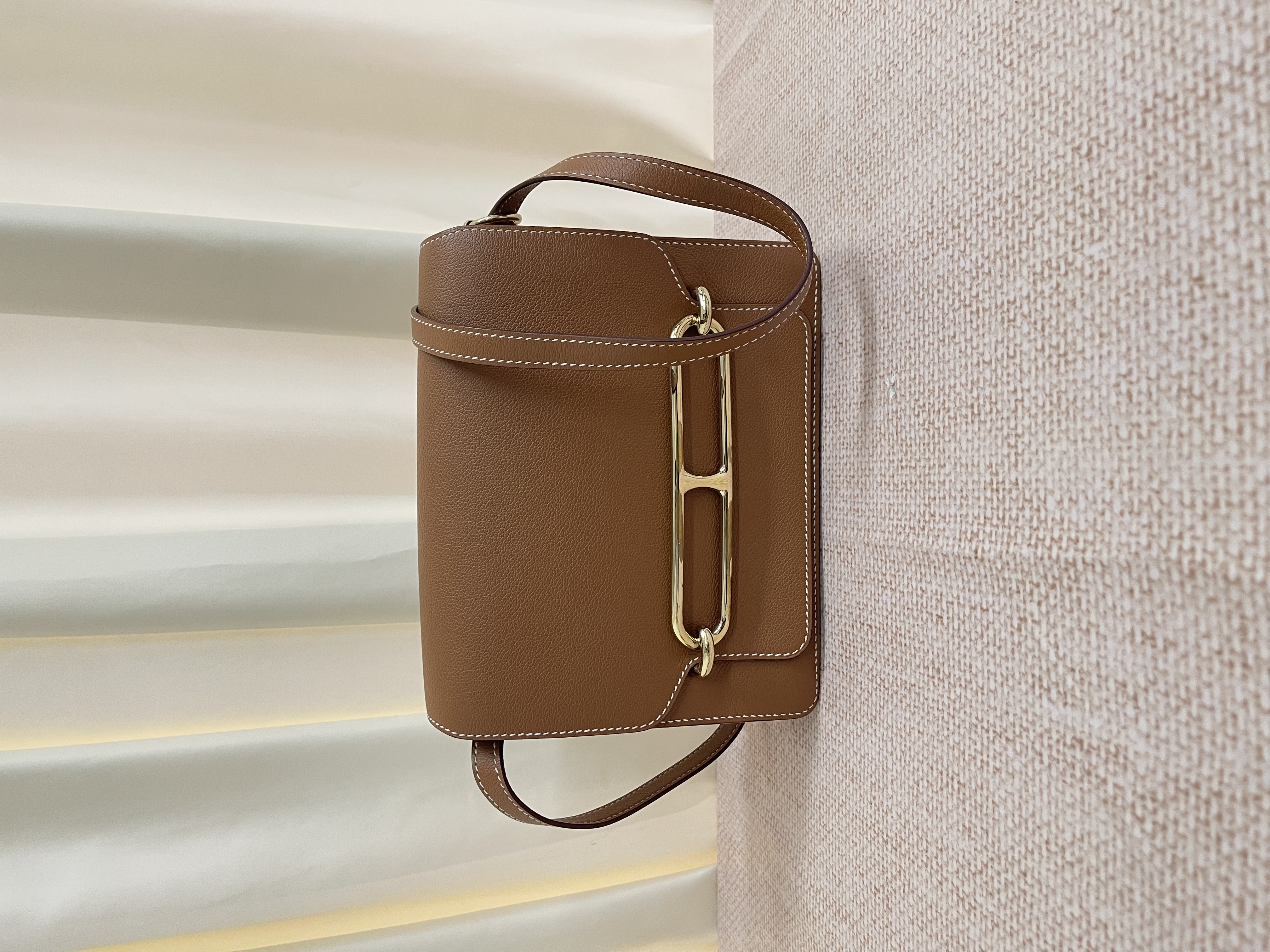 Pre-owned Hermes Roulis 24/ Stamp C/ Product Code: 26041501