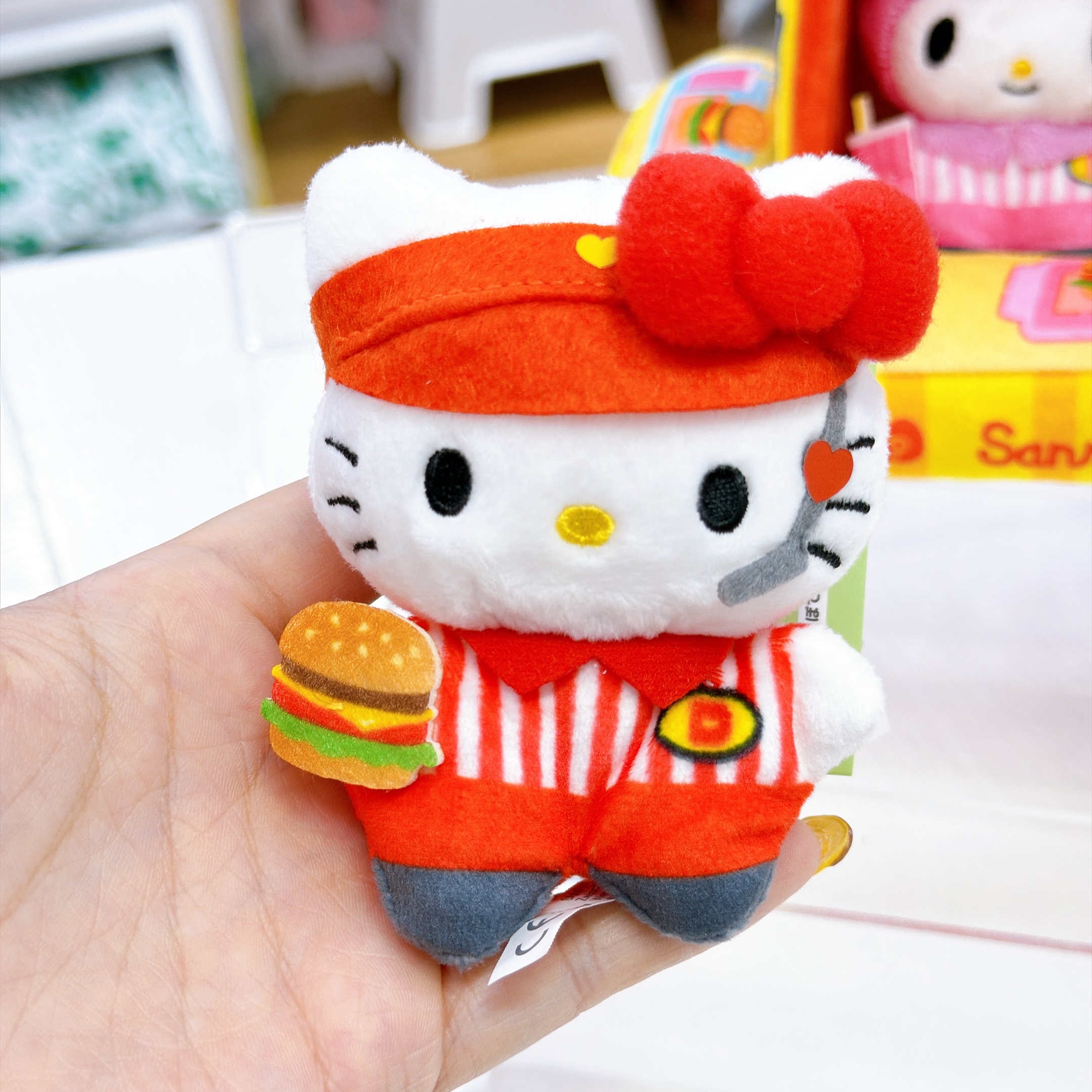 日本直送sanrio 漢堡包系列5cm公仔/公仔屋