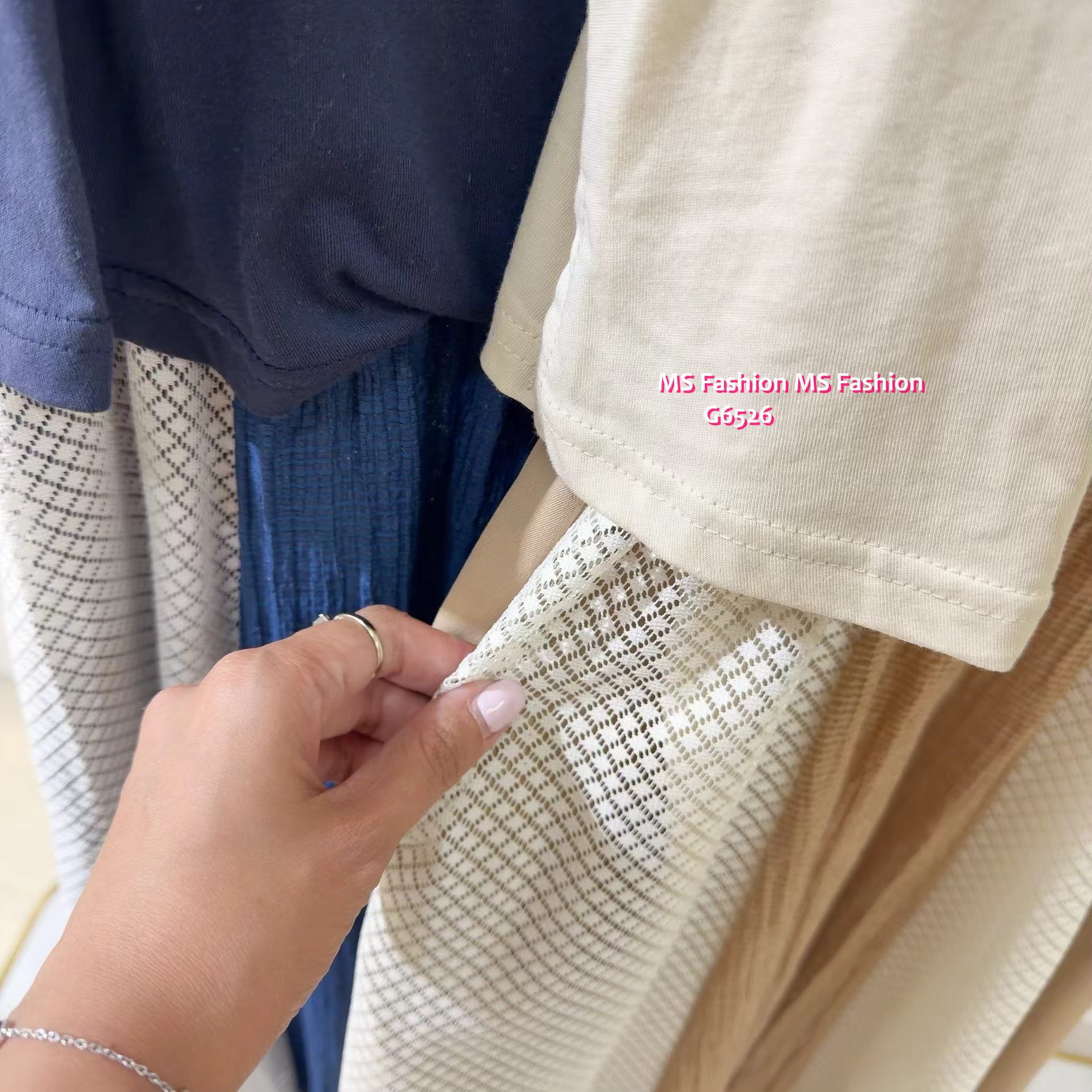 G6526 假兩件通花連身裙