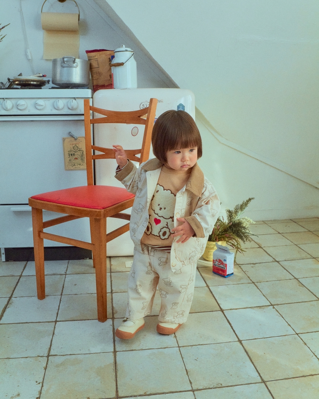 🌸預訂 韓國直送🌸🇰🇷OOTTBEBE兩色小熊滿印斜紋布牛仔外套