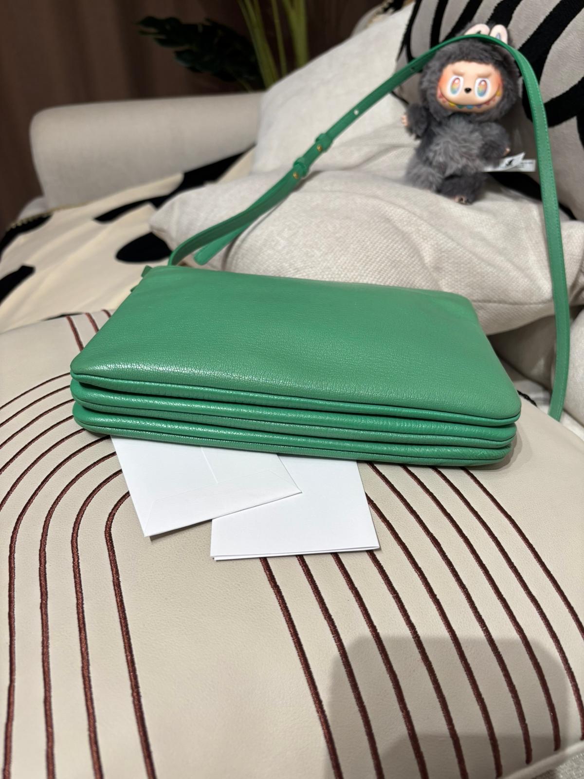 Celine Trio Bag Calfskin 100%Authentic, 90%New ✅Dust bag