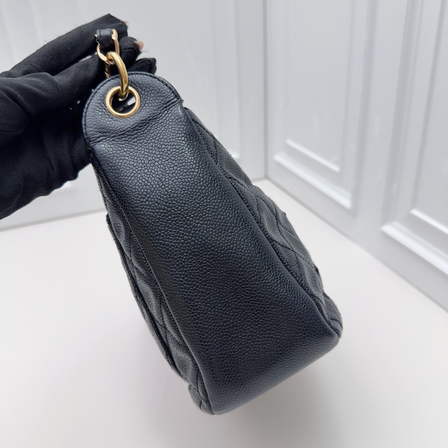 【預訂貨品】Chanel黑金荔枝皮 hobo