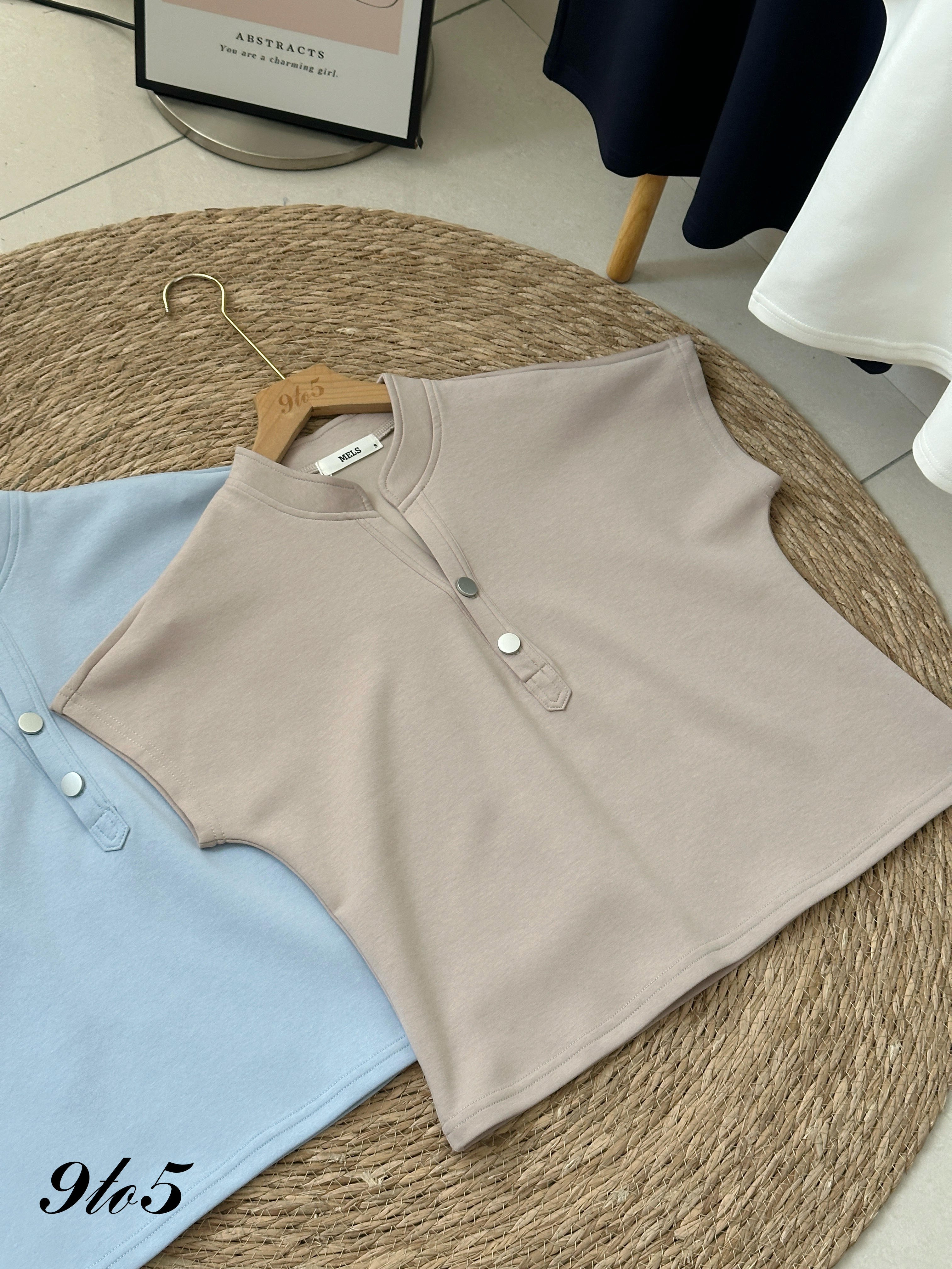 T4236 Short Sleeve Polo Top