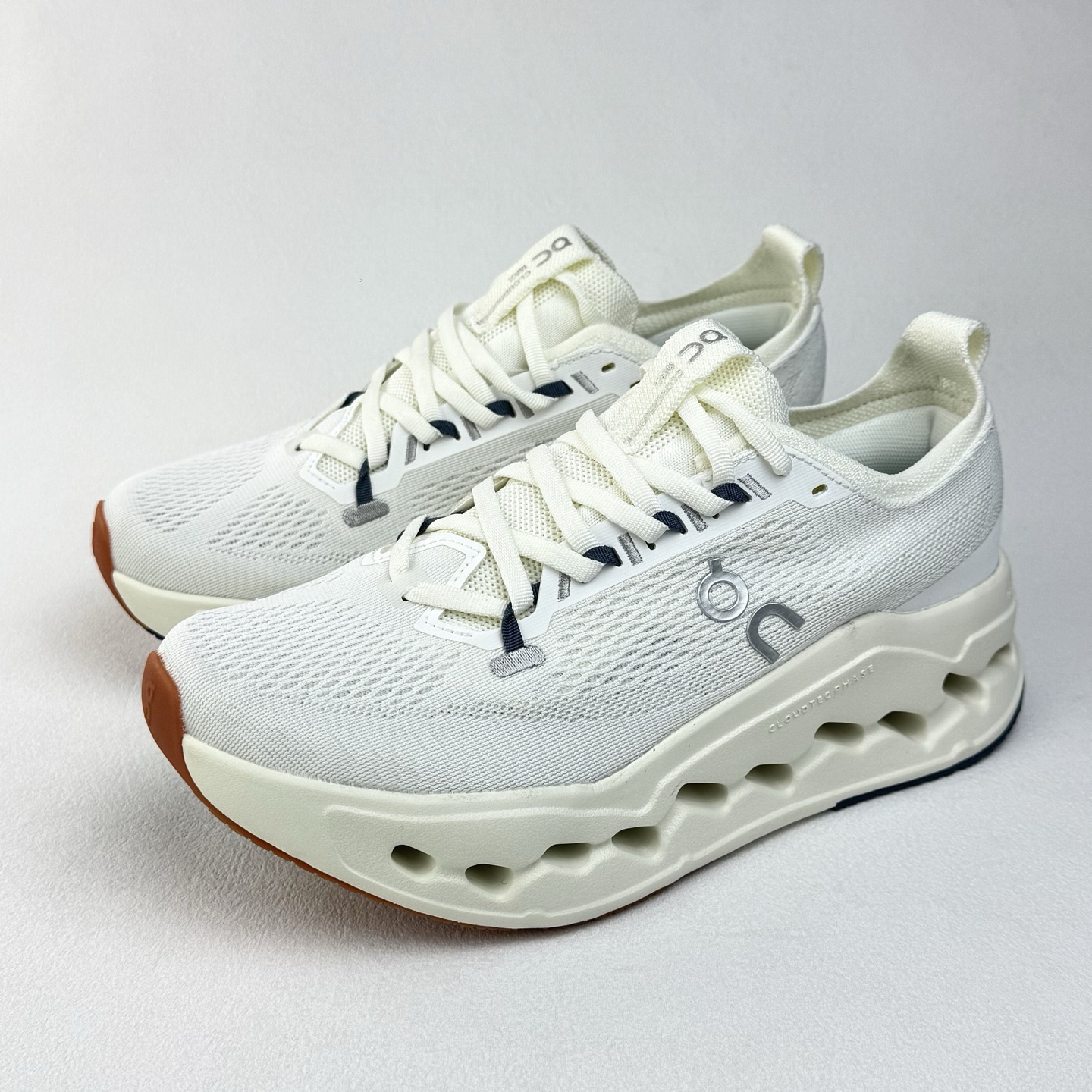 On Running Cloudsurfer Max 