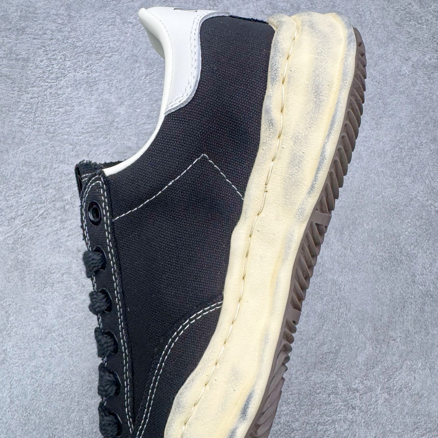 Maison Mihara Yasuhiro MMY "BLAKEY" OG Sole Low-top Sneaker