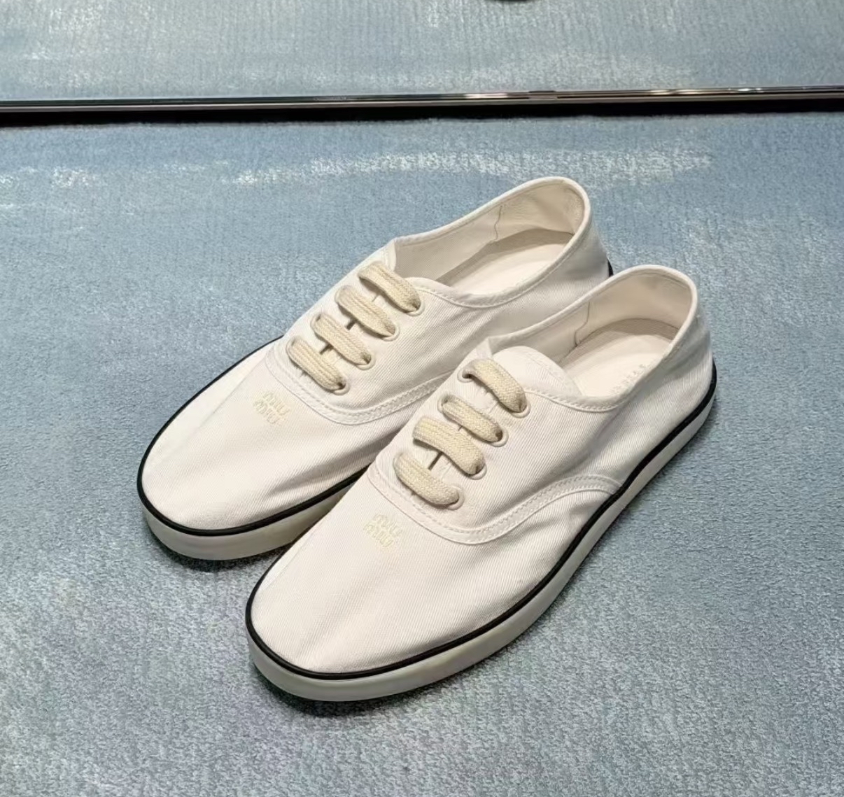限時優惠✨訂貨❤️MIUMIU drill 帆布鞋 🔖Size 36/37/38/39