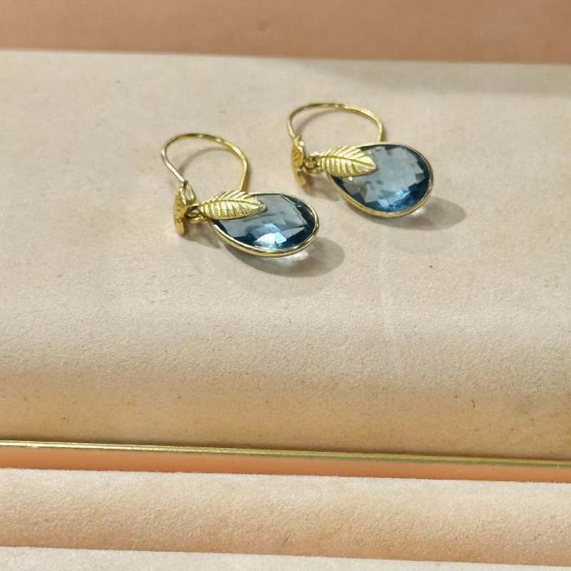 Vintage Recomposed Czechoslovakian Faceted Glass Hook Earrings(C043)