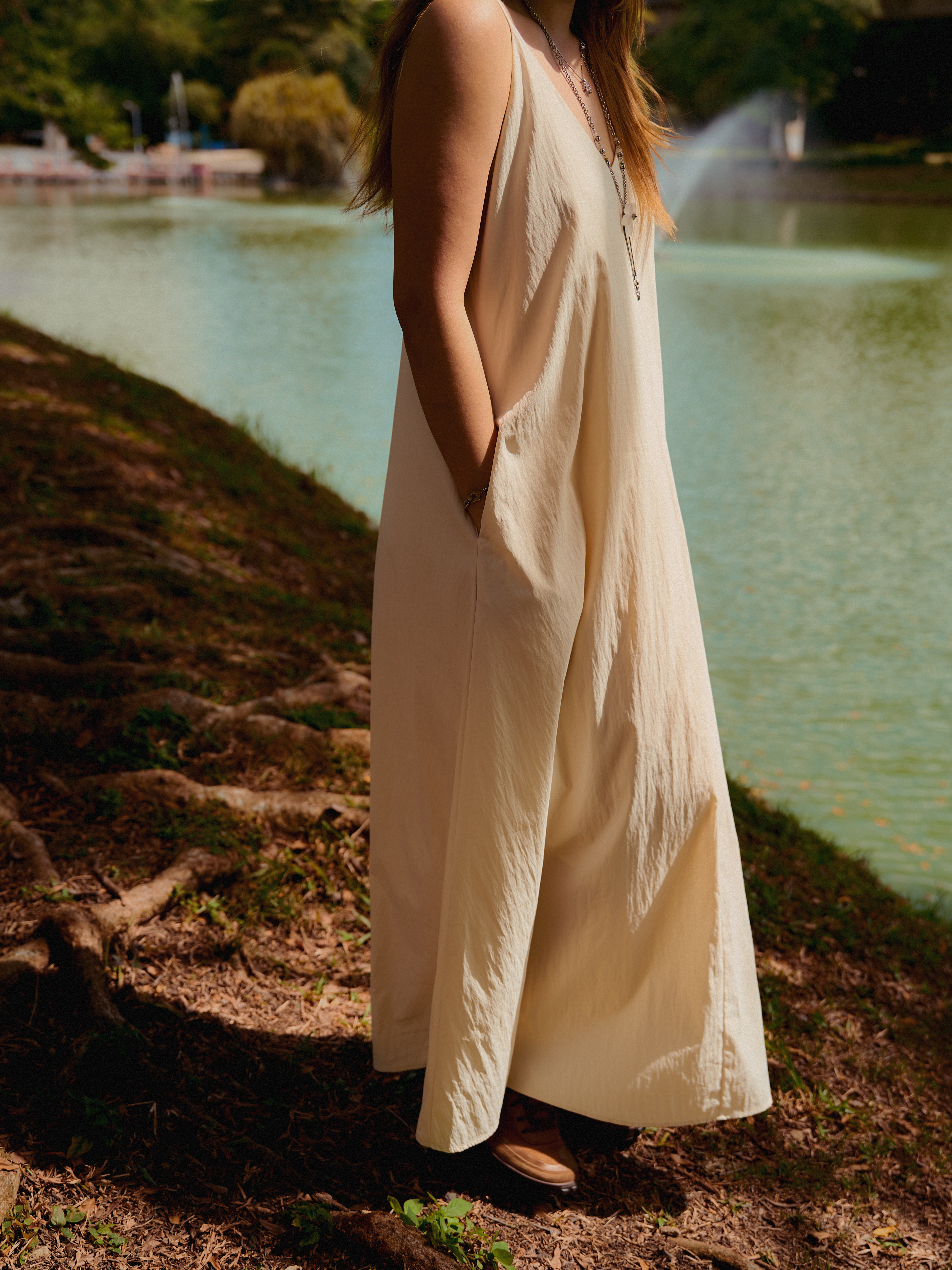Voice of Flower — White Bloom Necklace