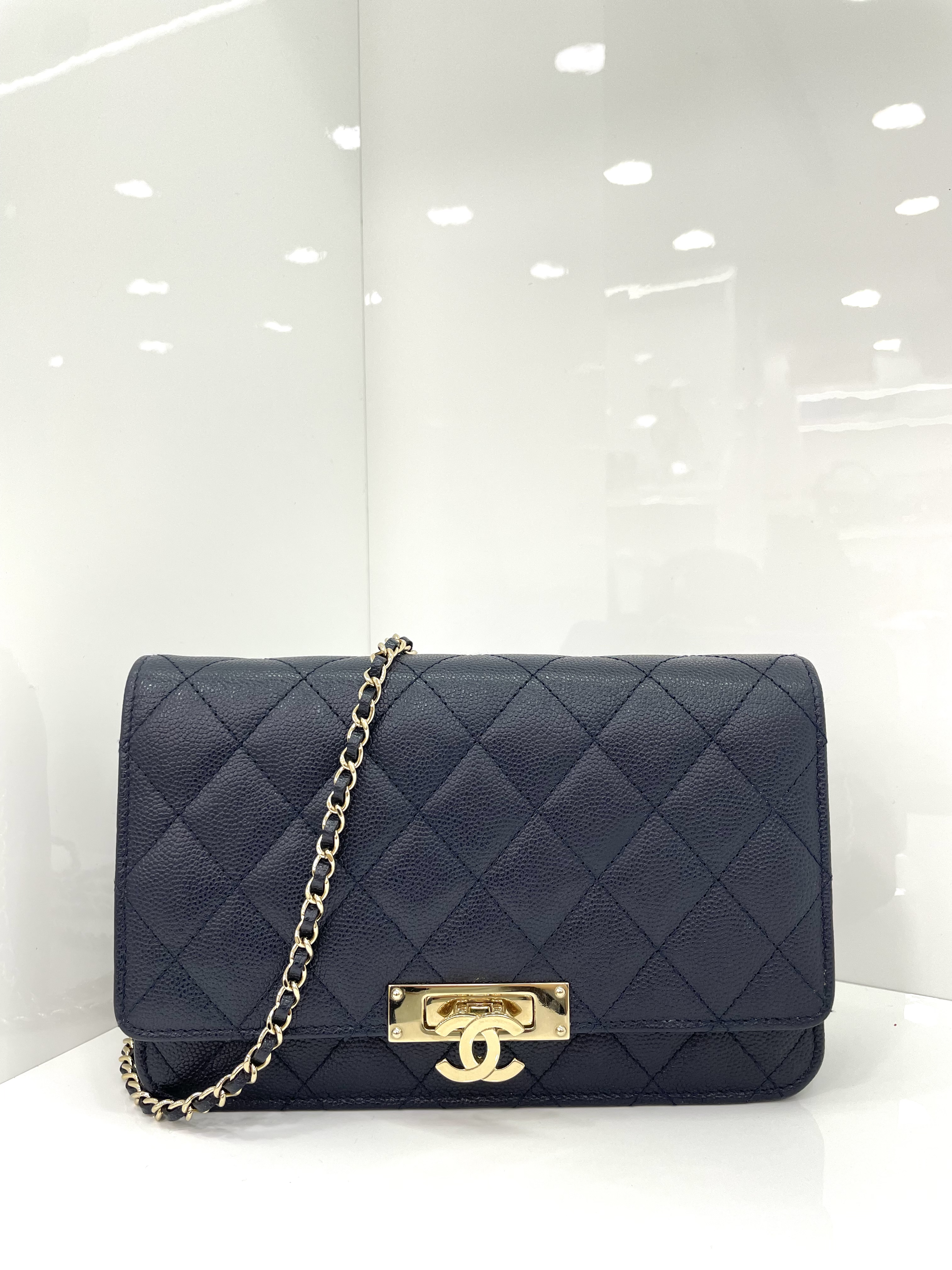 Pre-owned Chanel WOC