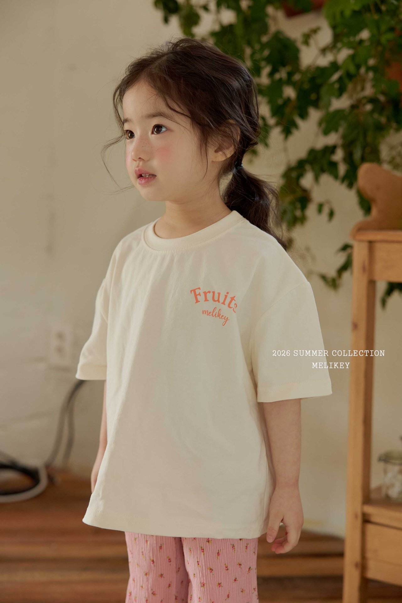 Melkey | Peach T (grey L105-115)