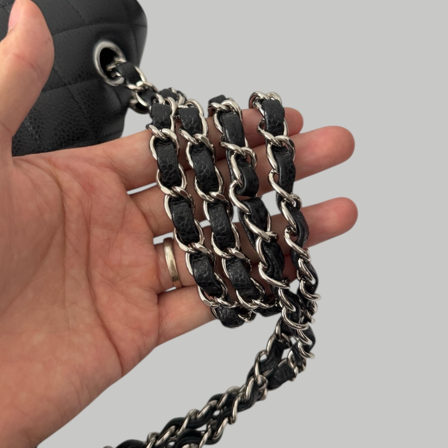 Chanel Caviar CF25銀扣