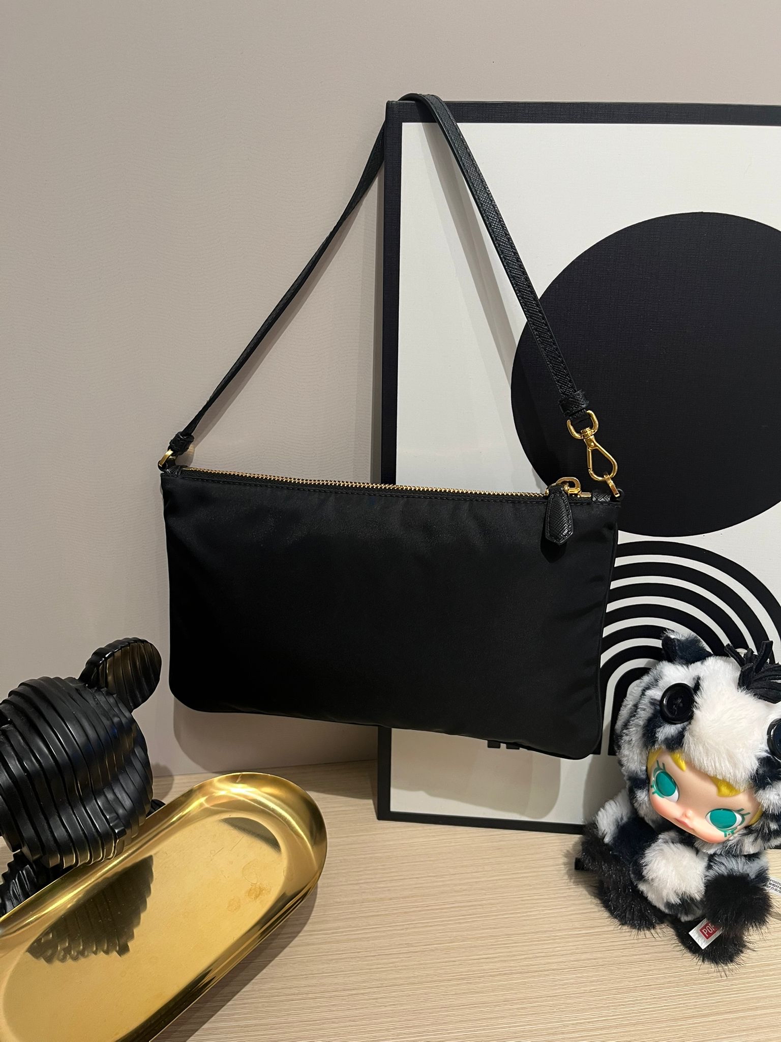 Prada nylon bag zip pouch 黑金 100%Authentic,98%new✅dust bag 