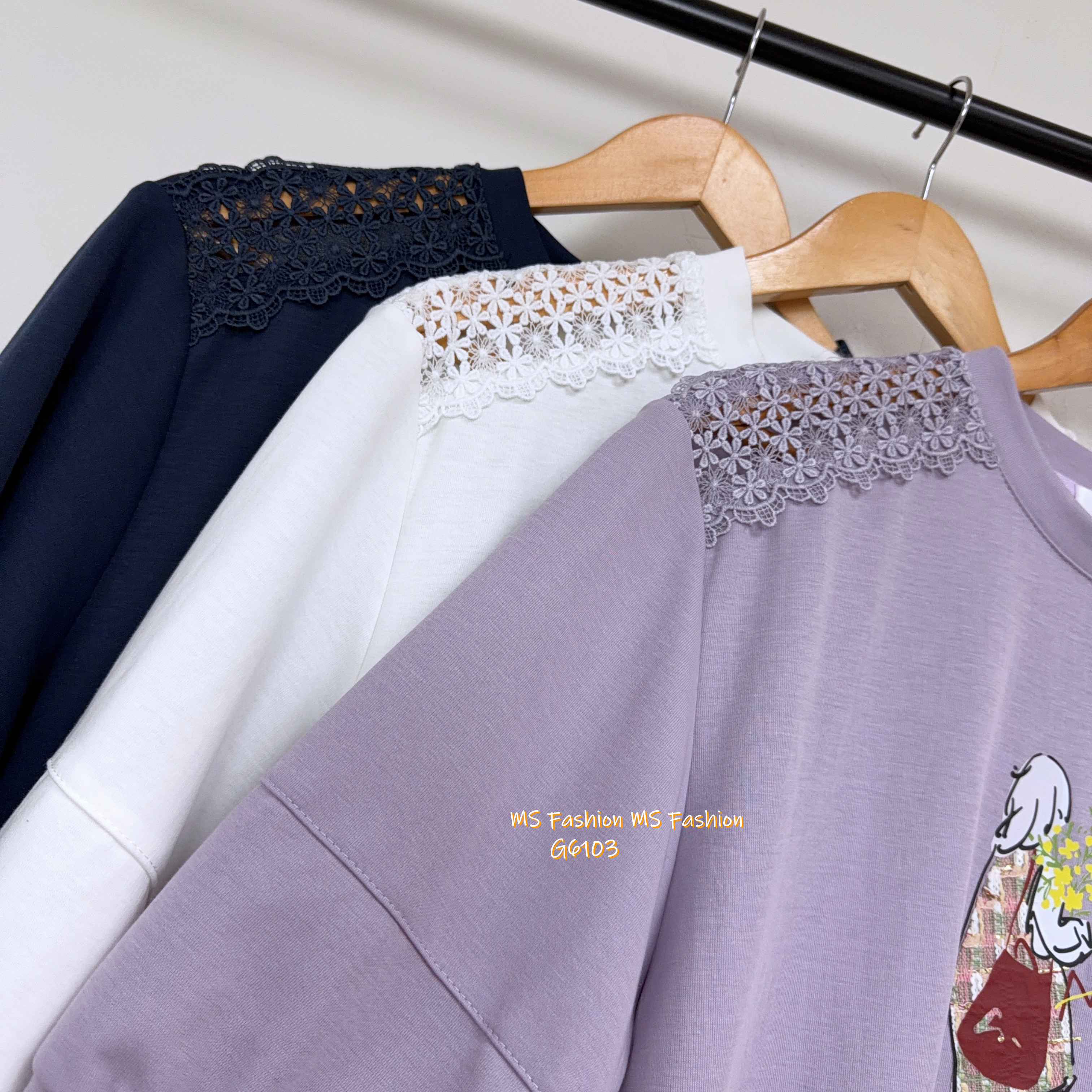 G6103 韓國🇰🇷靚print肩通花top