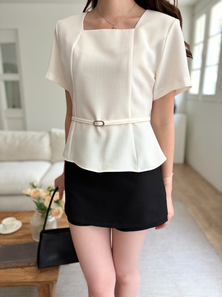 Clean Line Overlay Skorts (Black)