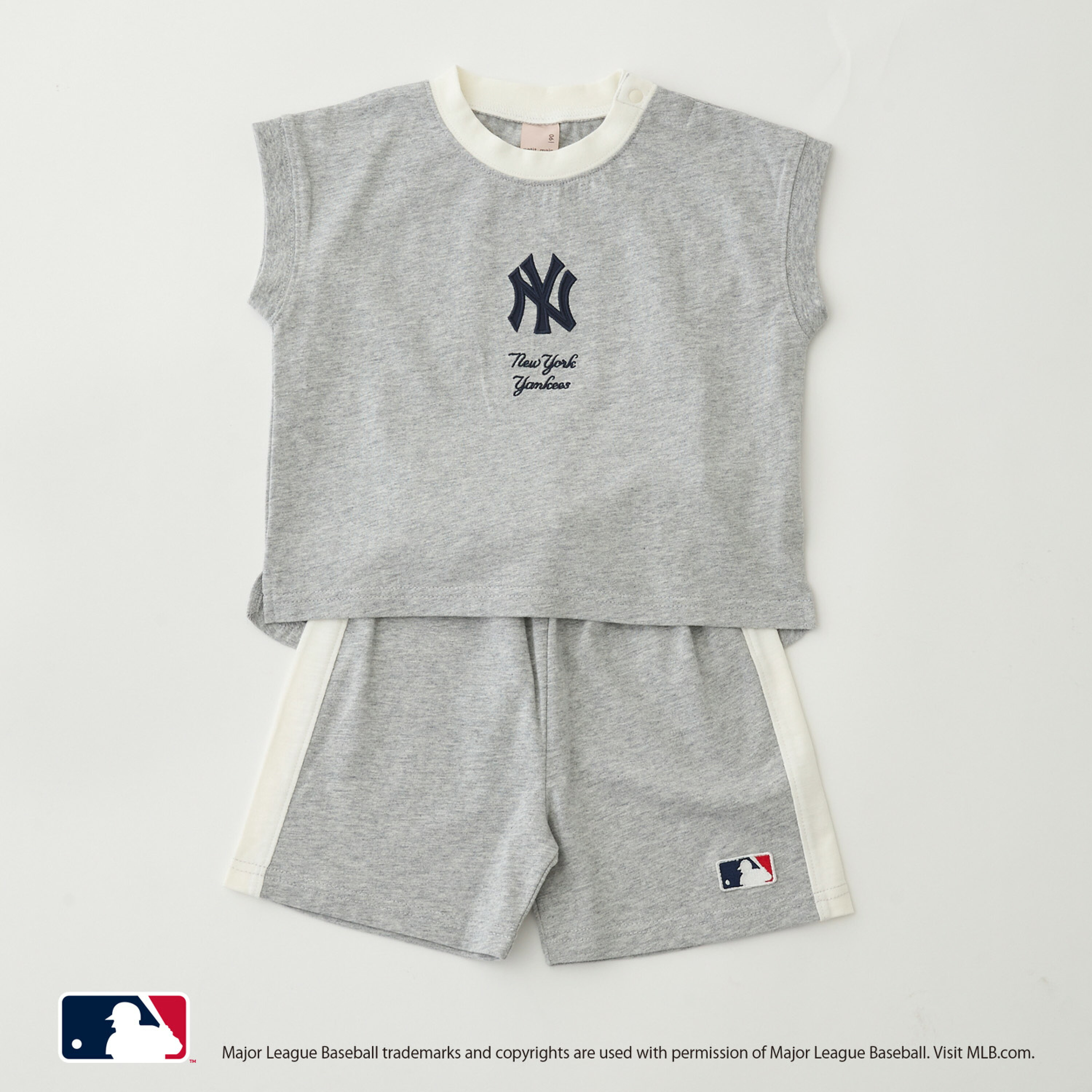 🇯🇵預訂 日本直送🇯🇵Petit Main x MLB系列三色球隊標誌上衣短褲上下套裝