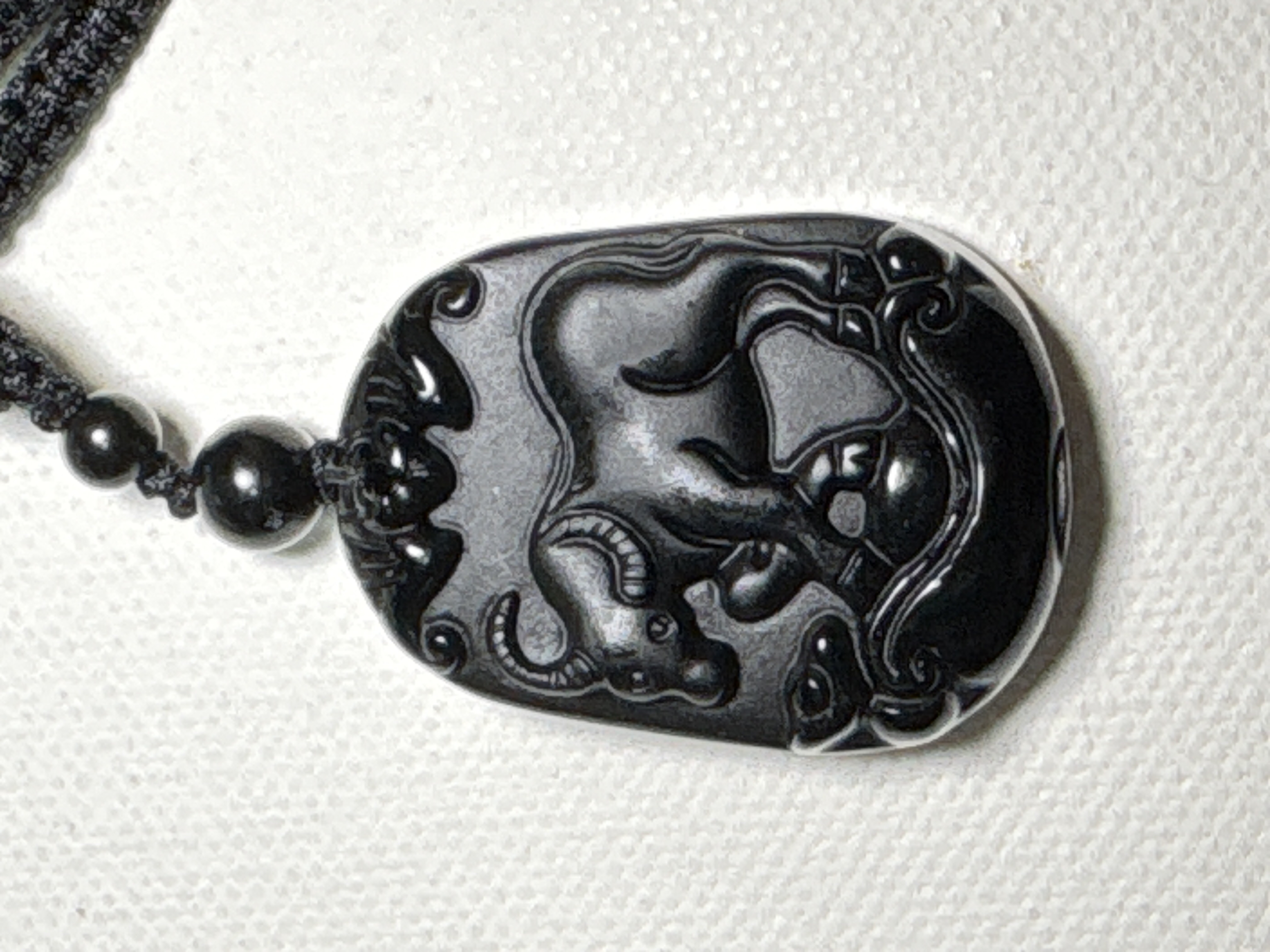 （牛型)生肖化太歲助運黑曜石掛牌S4400