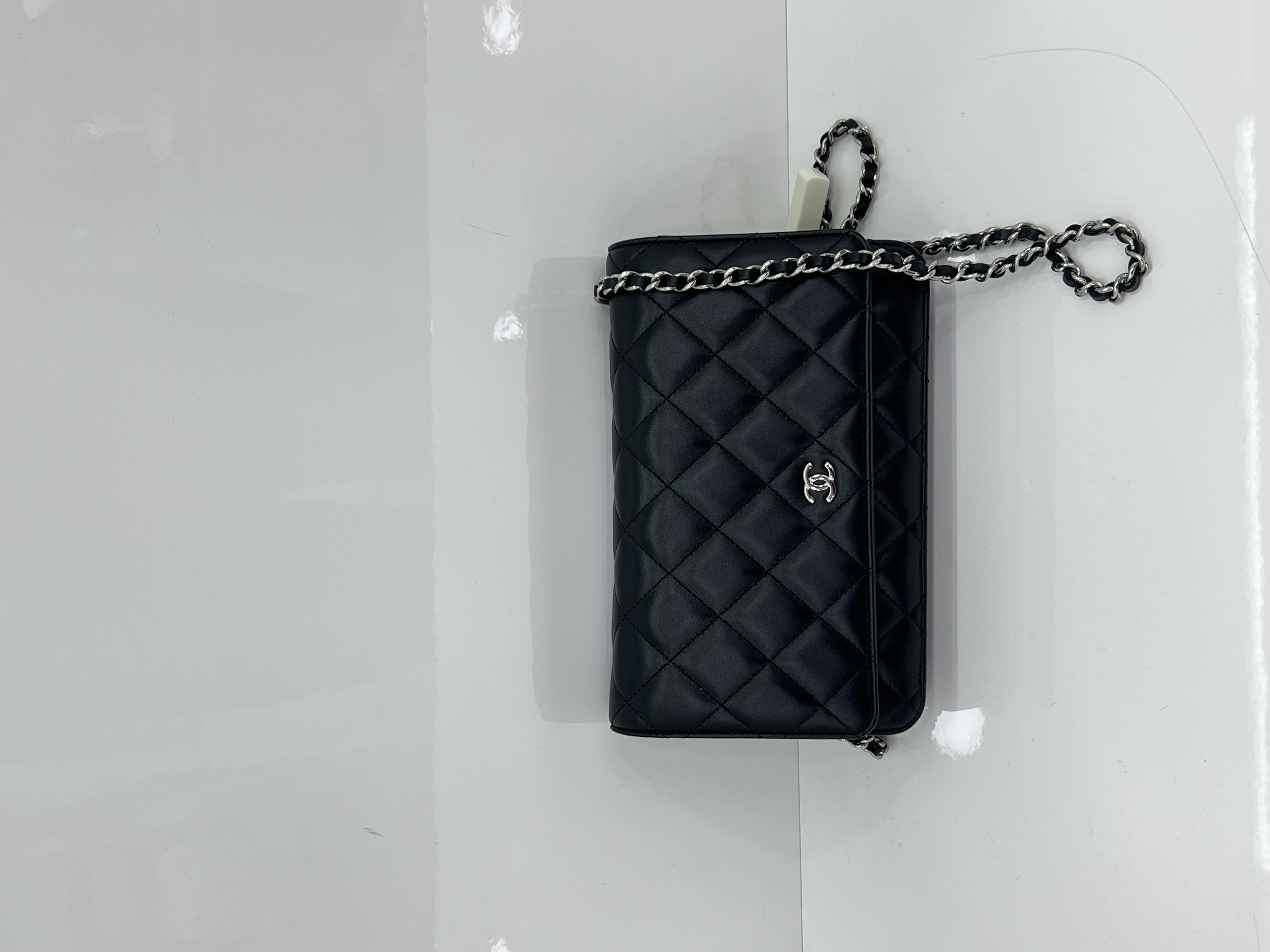 直播貨品 |  [1個-$100 2個-$300］ EE08