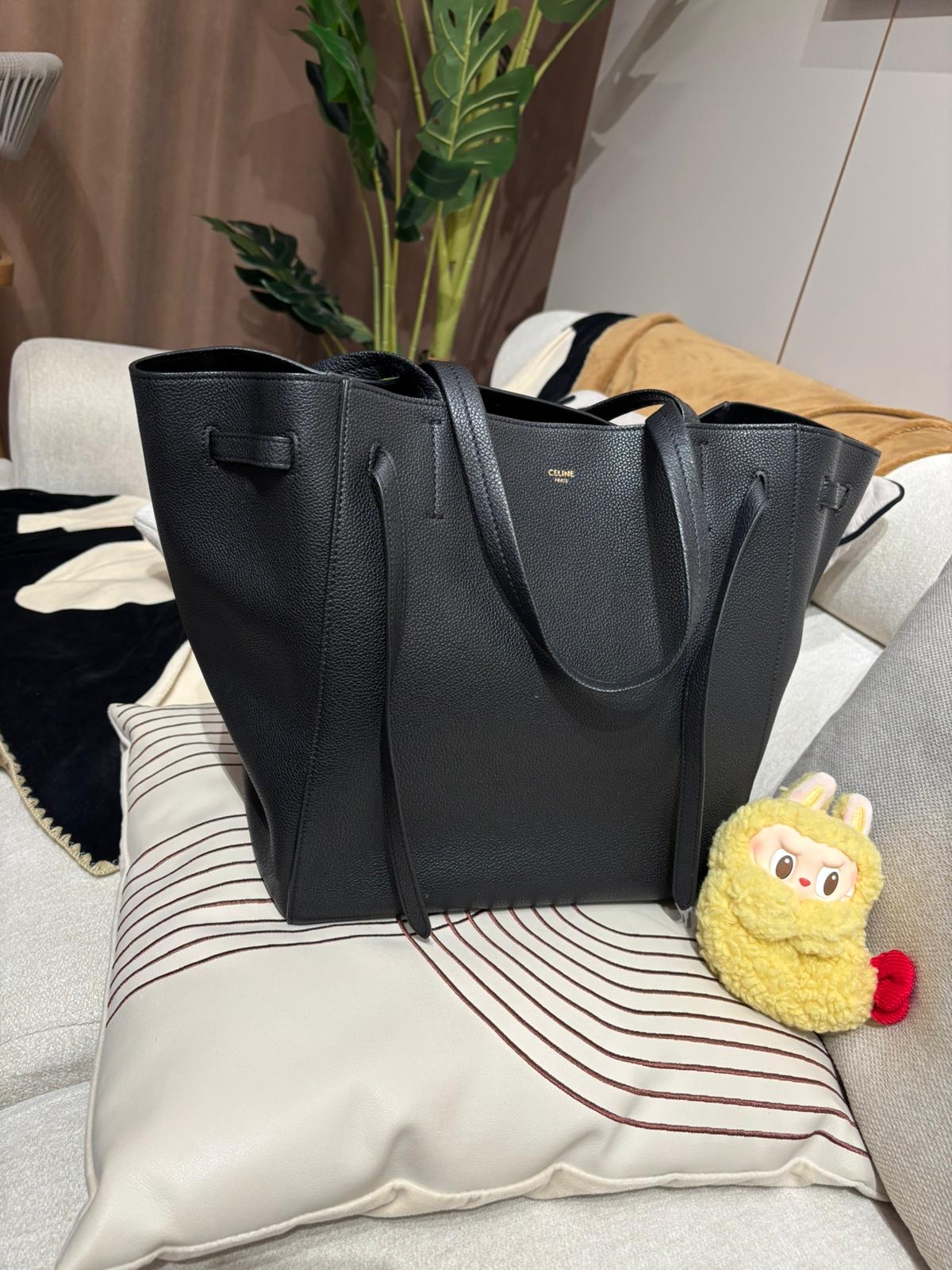 Celine Cabas Phantom small Tote Bag Calfskin 黑色牛皮皮革肩背袋 100%Authentic, 95%New ✅Dust bag