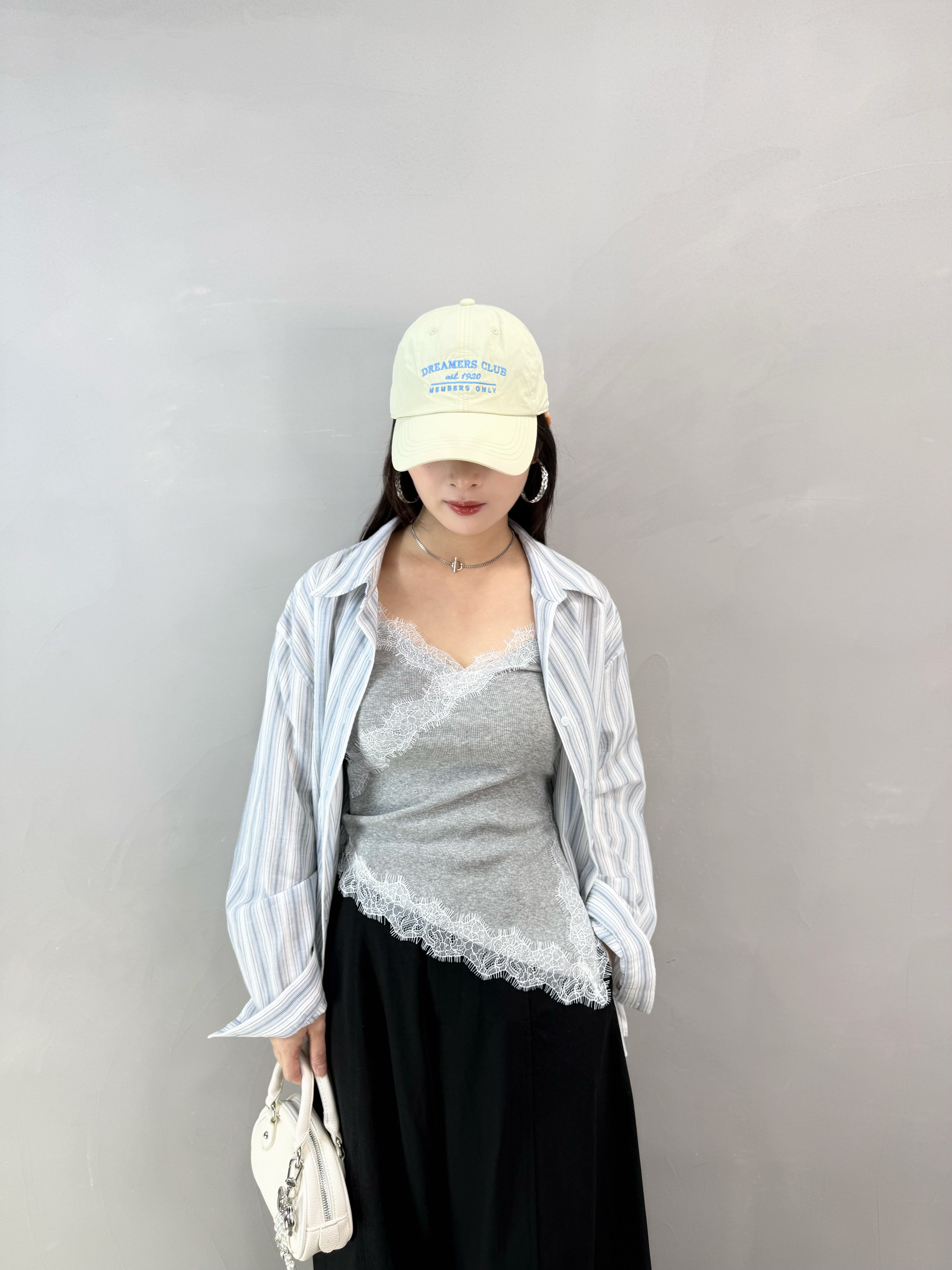 I64 後字條子恤衫