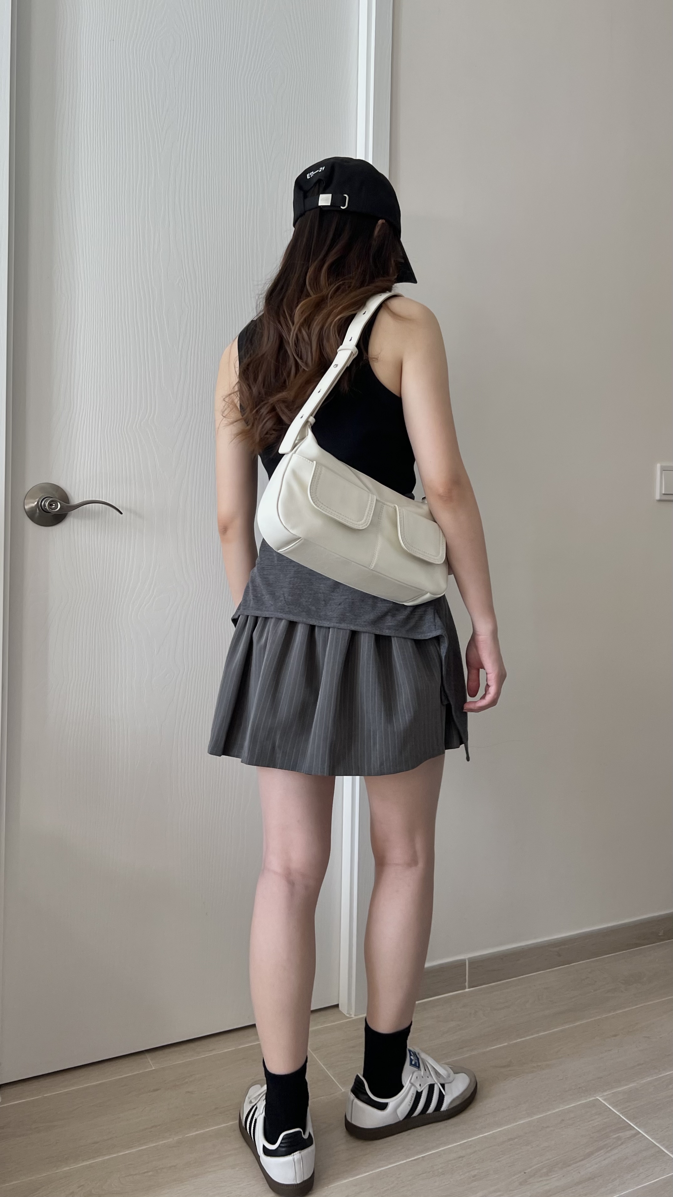 顯瘦條紋短裙 現貨