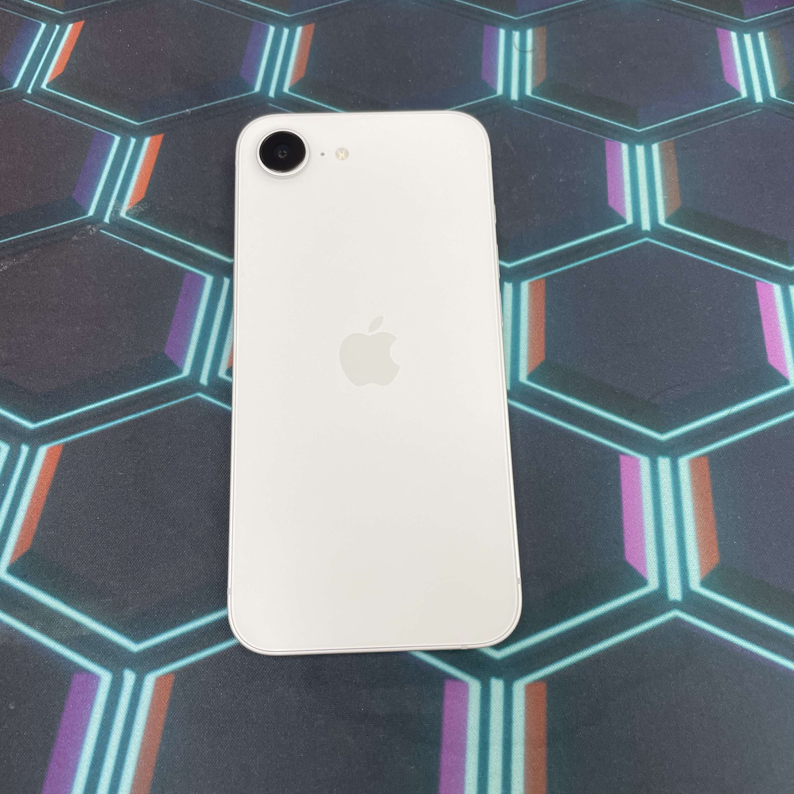*8126 17e 未使用品 256GB 電100 白色 white