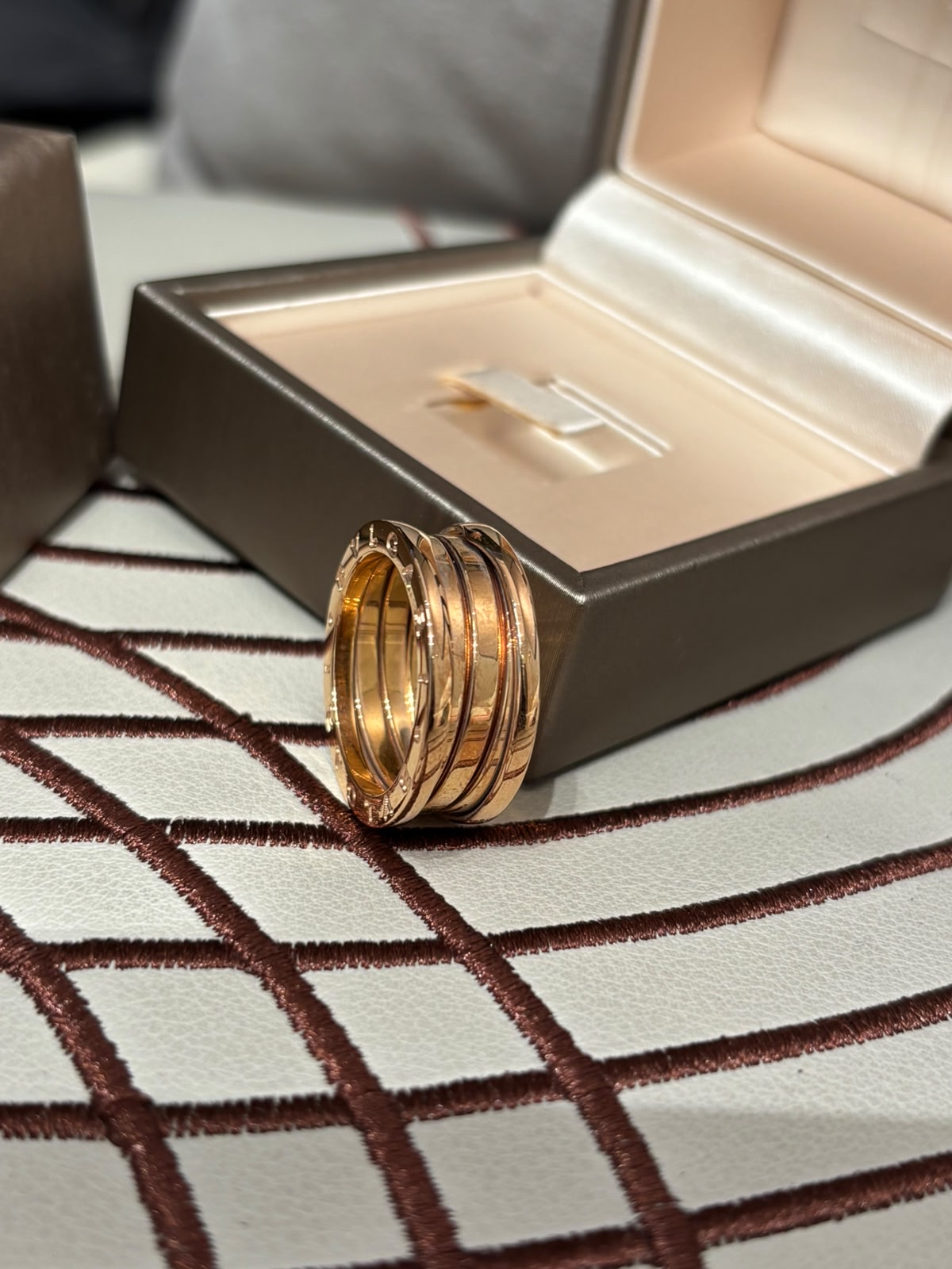 Bvlgari B Zero Ring Pink Gold 3Bands Size: 58 100%Authentic, 98%New✅專門店收據副本✅證書✅Box