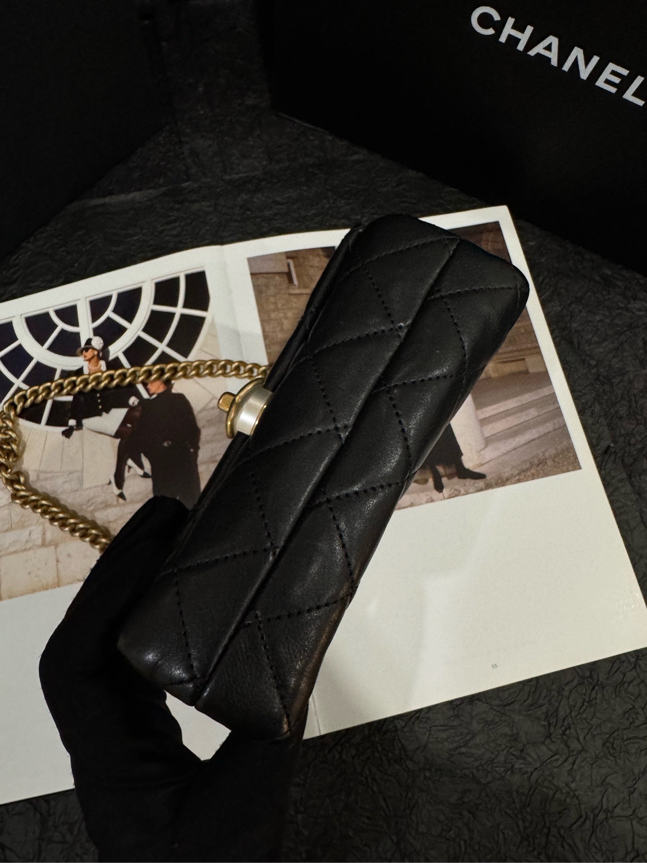 【預訂貨品】Chanel 珍珠金扣方胖子