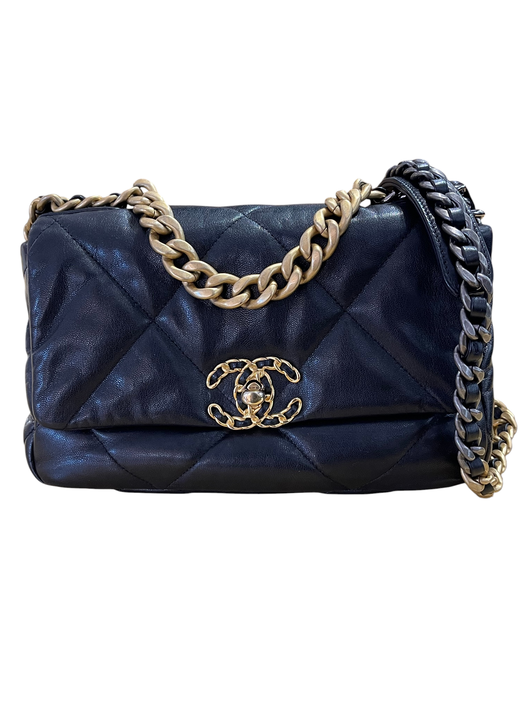 Pre-Owned CHANEL Flap Bag / Product Code: 26051512