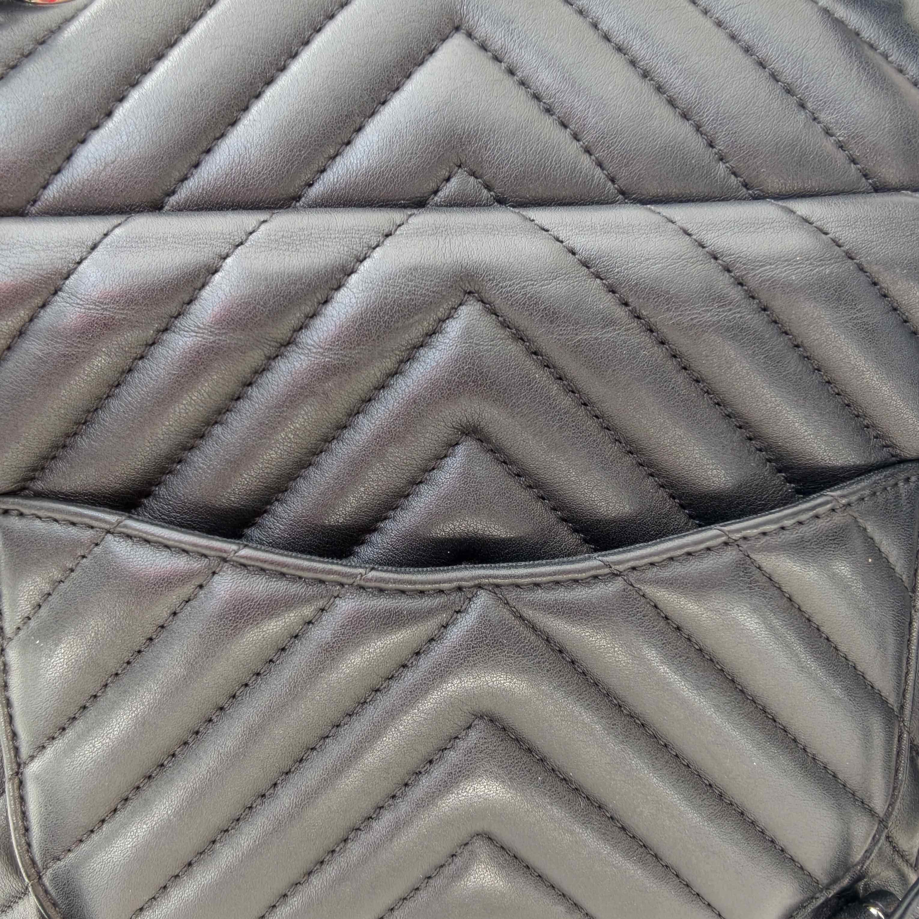 【預訂貨品】Chanel黑色小牛皮書包