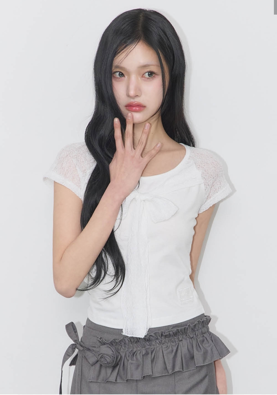 Illigo Lace Ribbon T-shirt