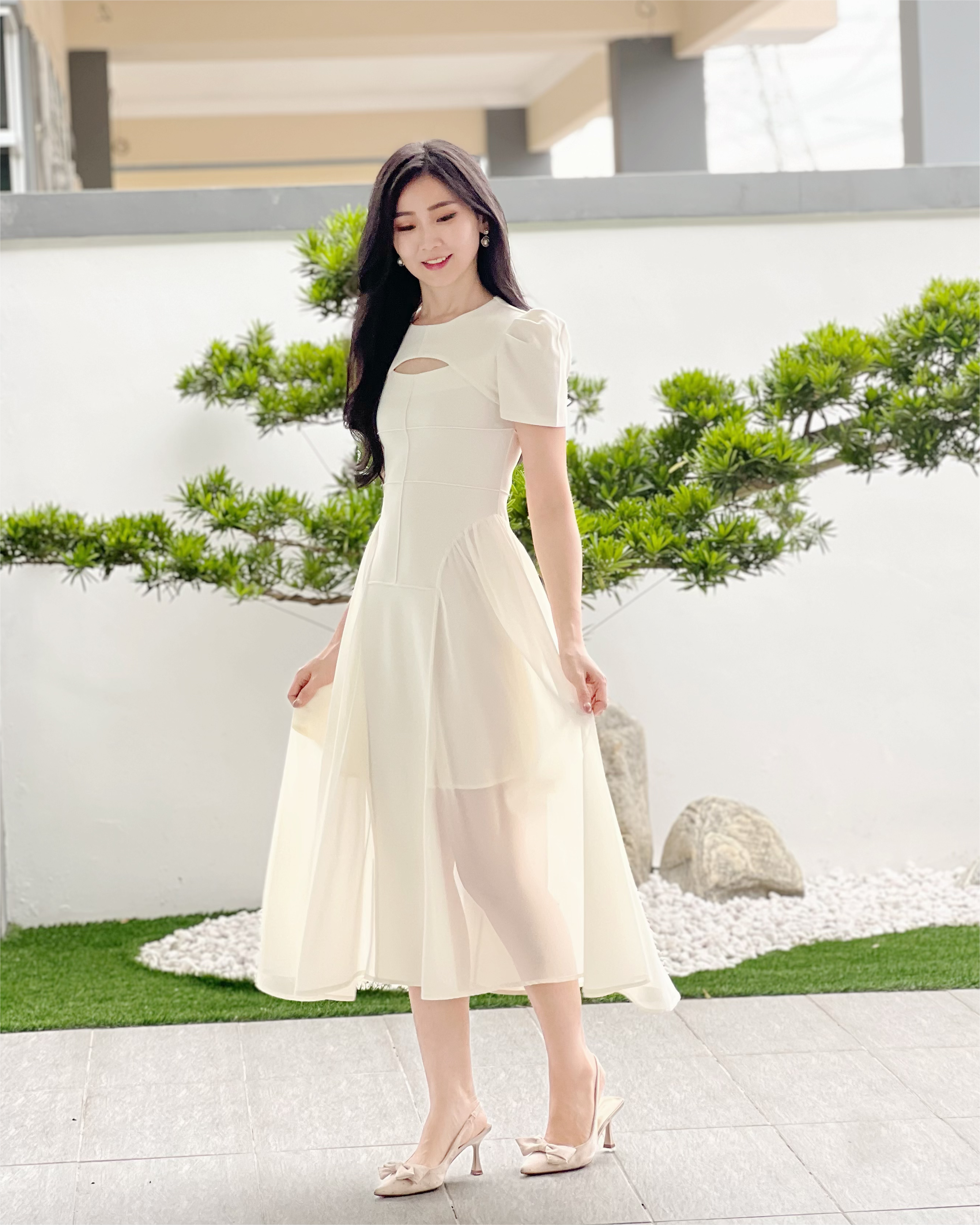 5052 Midnight Princess Silhouette Midi Dress -White Cream