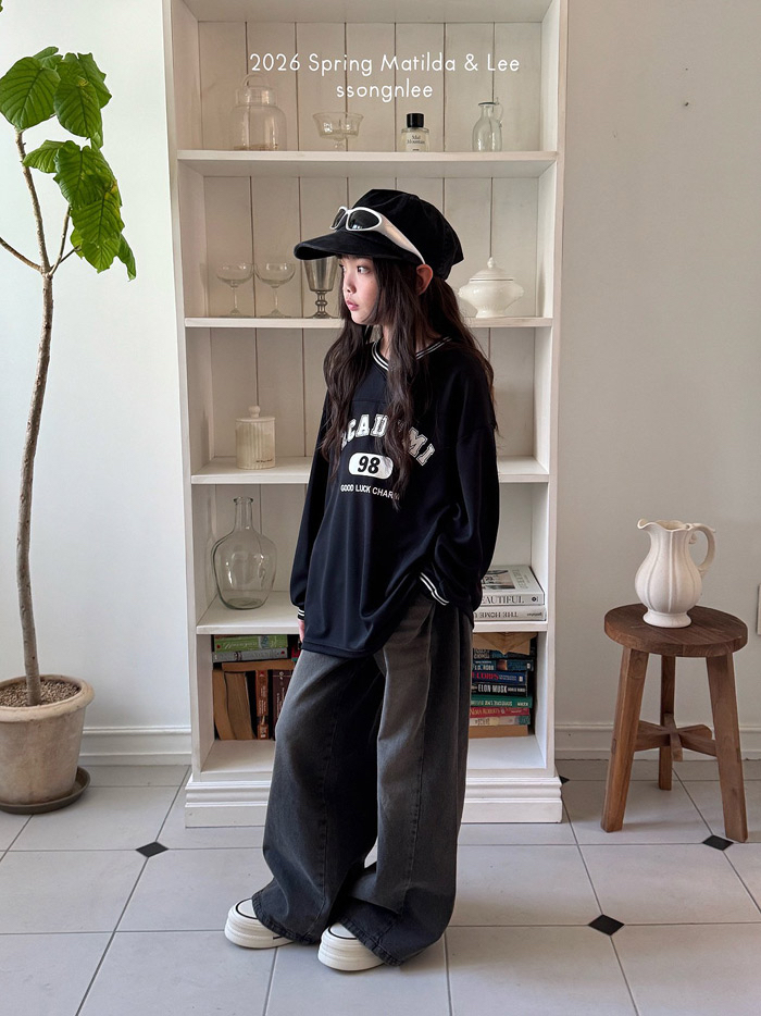 🇰🇷Matilda&Lee tee