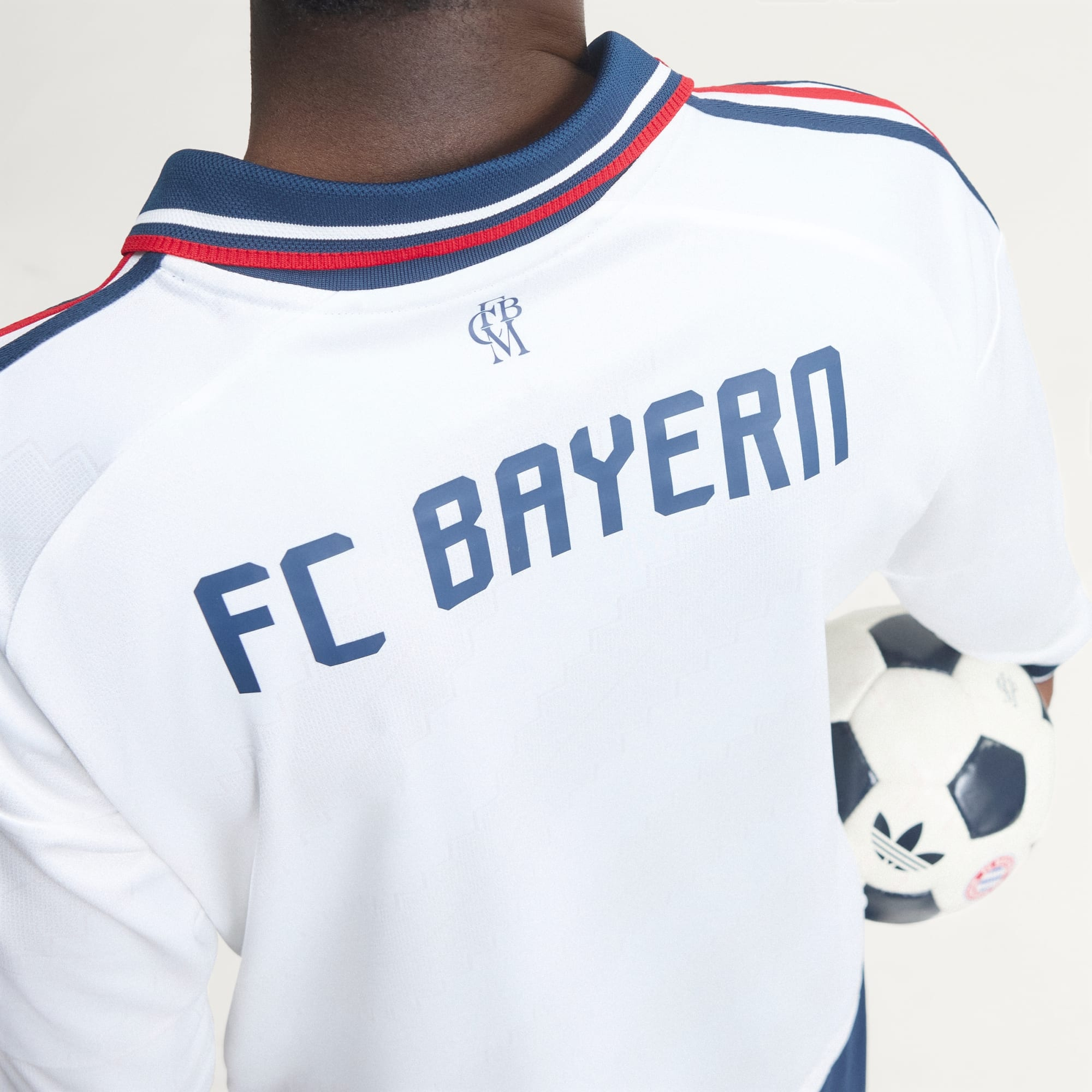 Adidas Bayern Munich 拜仁慕尼黑 2026-27 作客長袖球員版球衣 (可加印字) KE8583