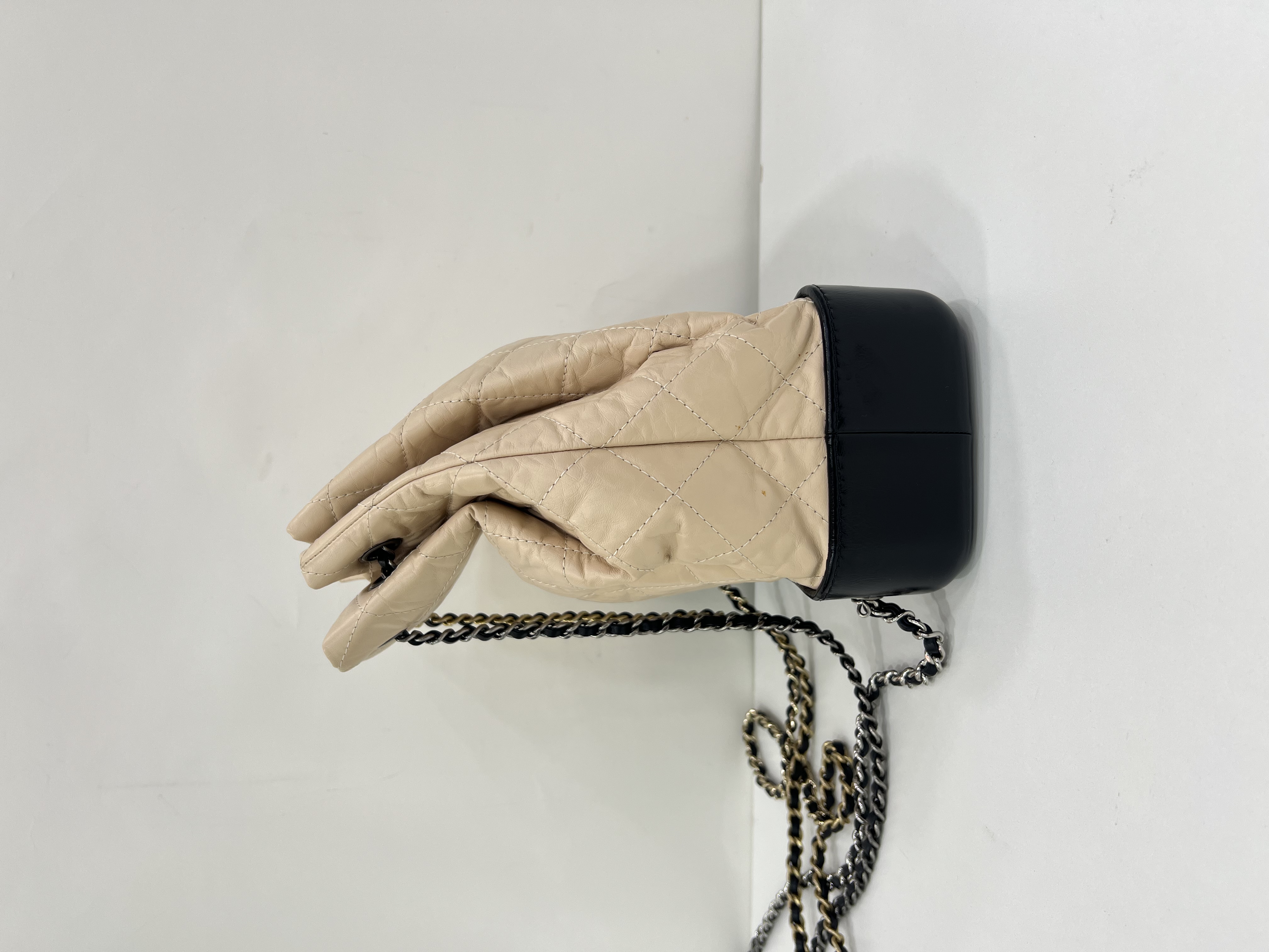 直播貨品 |  [1個-$100 2個-$300］E10