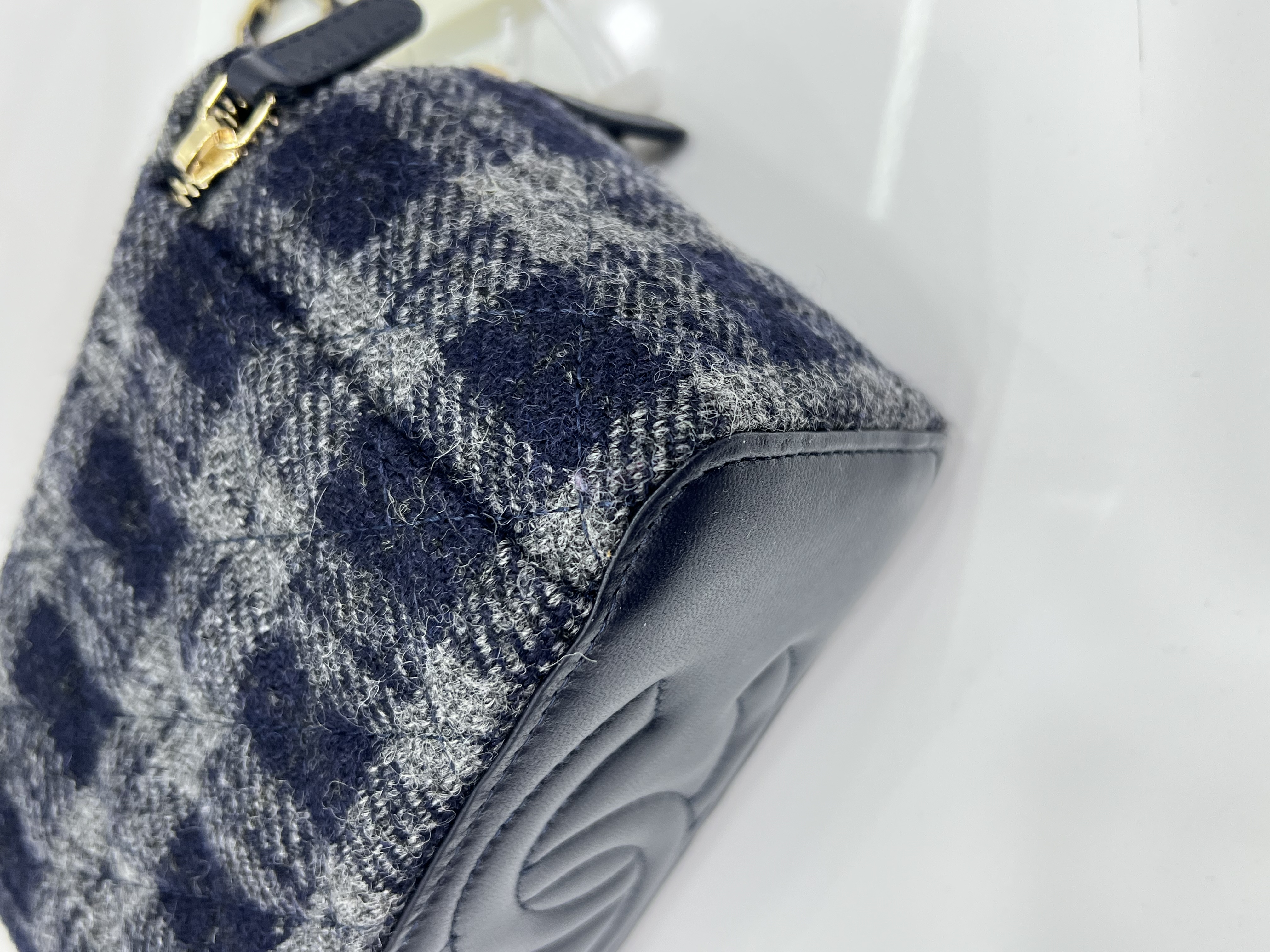 直播貨品 |  [1個-$100 2個-$300］EE82