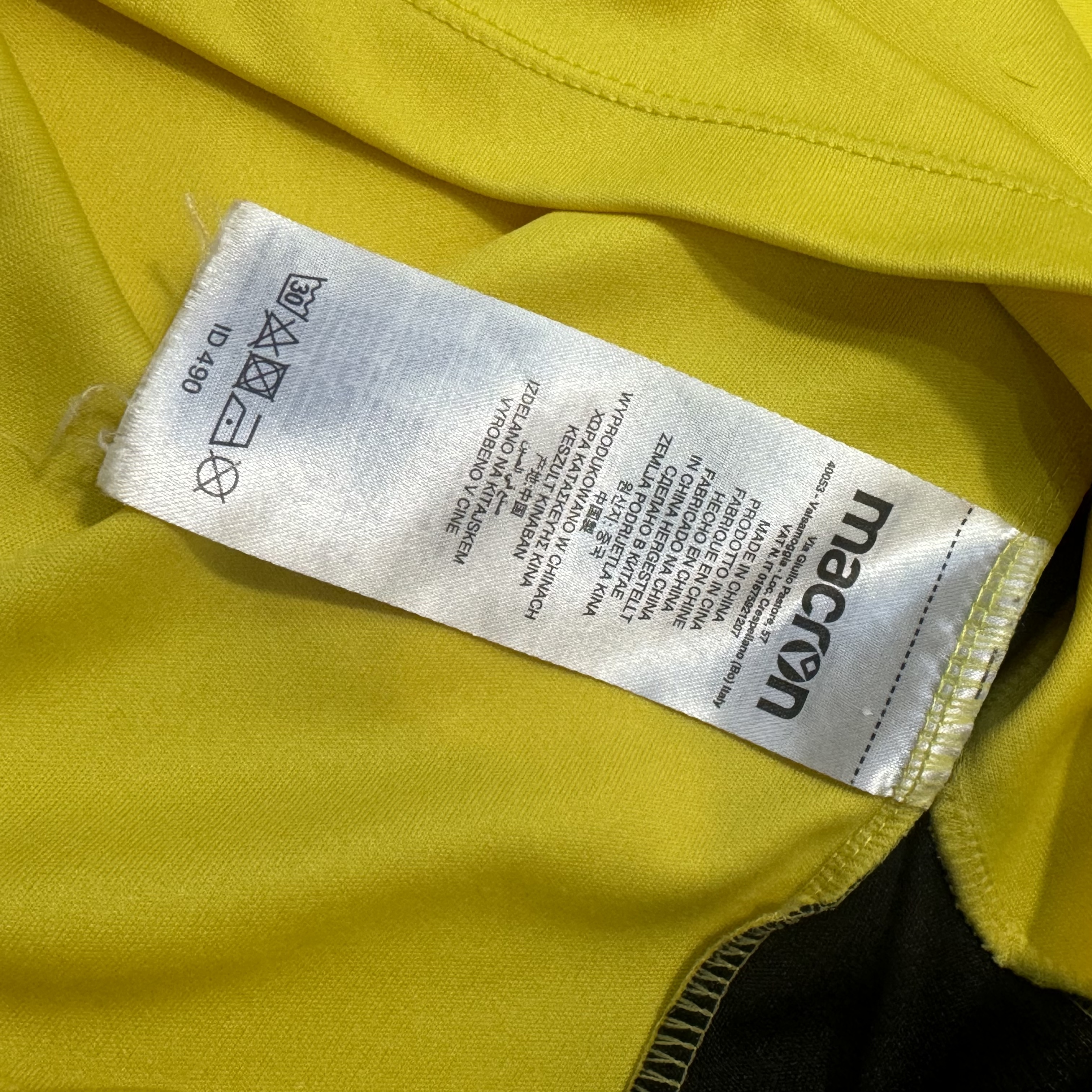 南區 Southern District player issued/worn training shirt