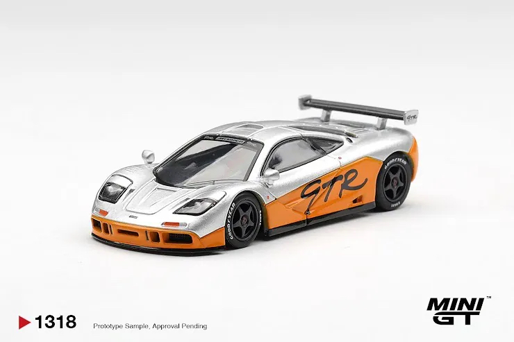 （預訂 Pre Order) MINI GT ( MGT01318-L ) McLaren F1 GTR 1995 Presentation