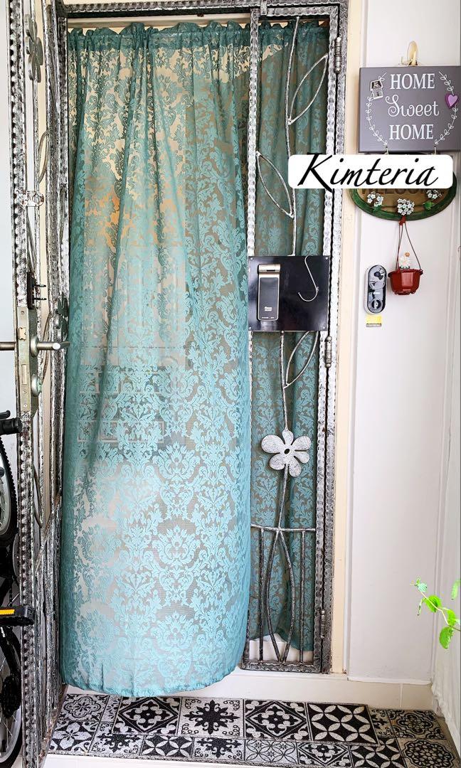 Green pole Doorway Curtain