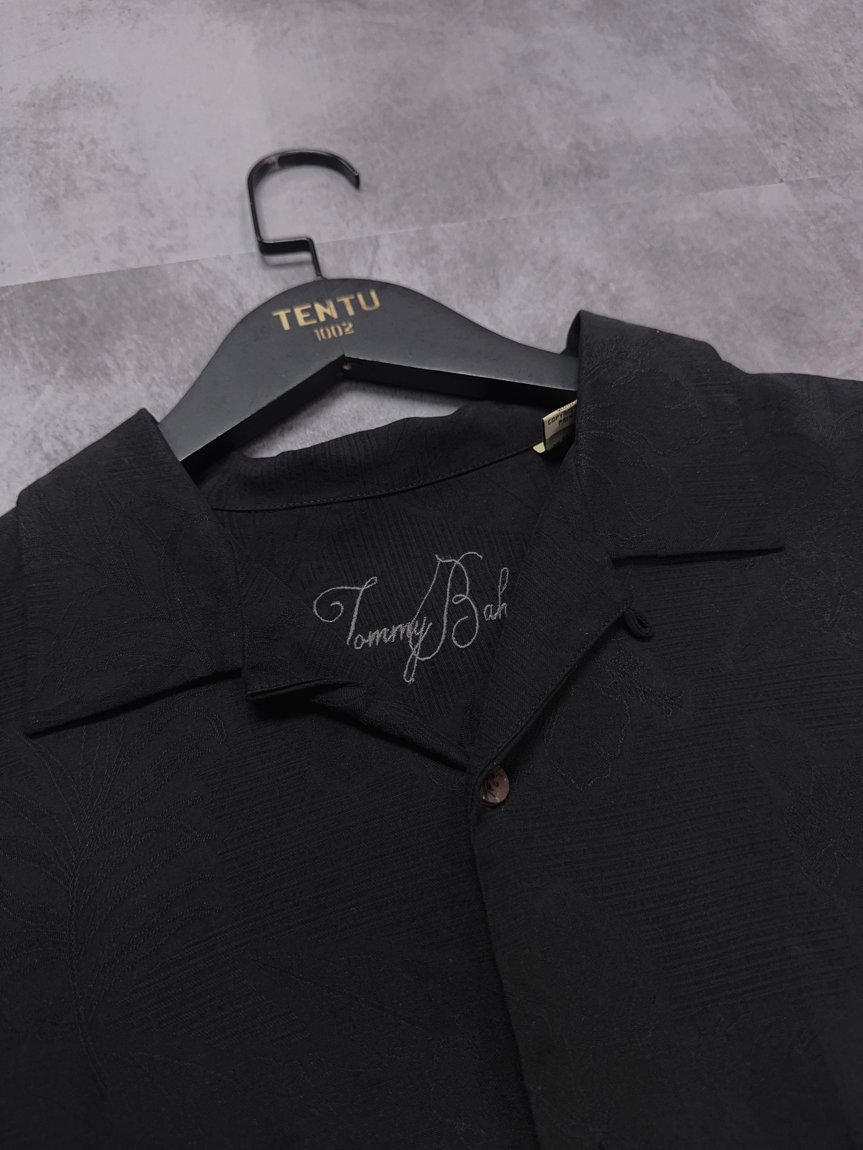 Tommy Bahama Shirt