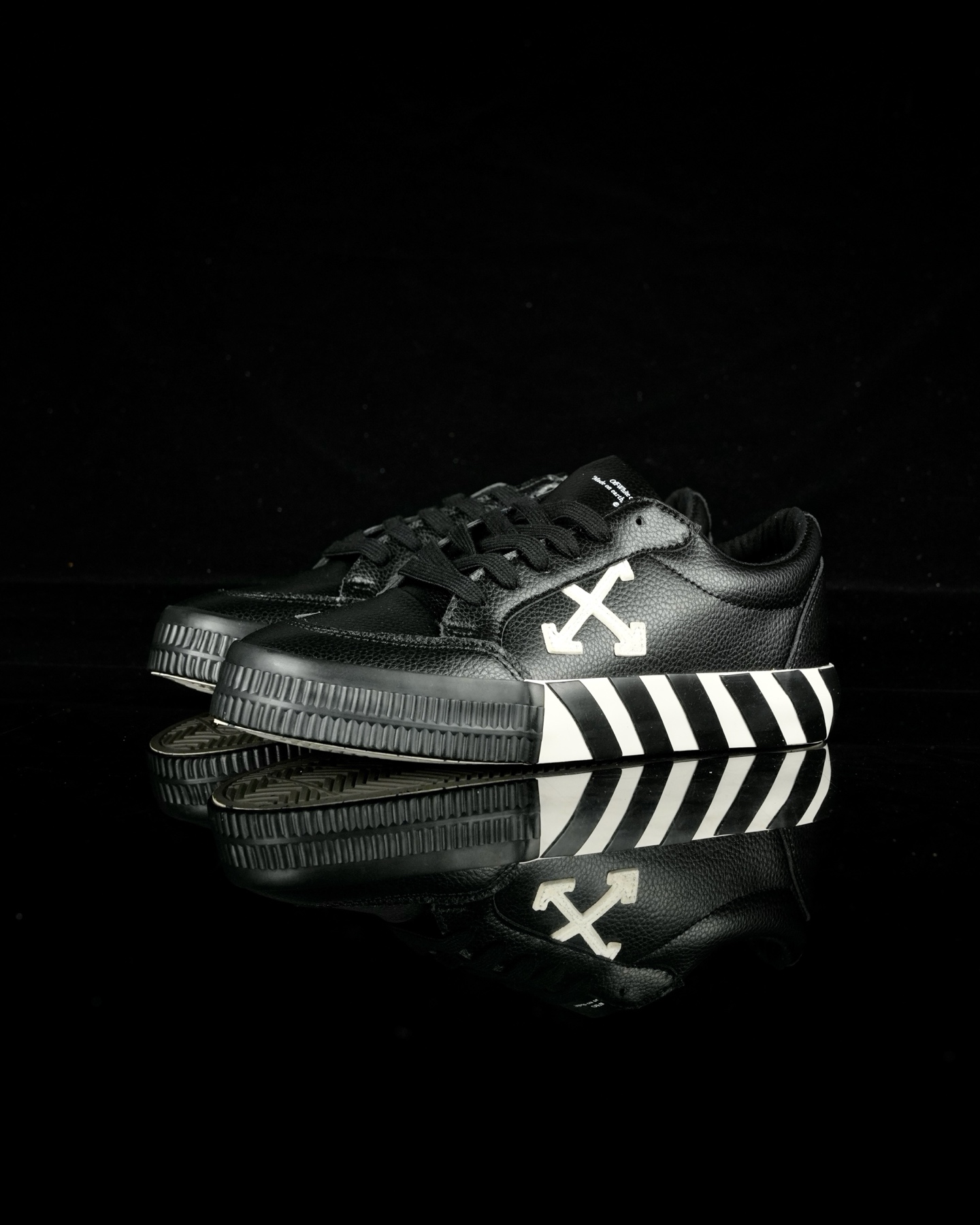 Off-White Low Vulcanized