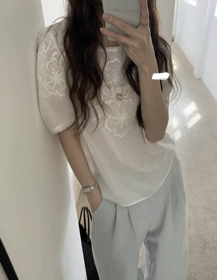 立體花短袖 