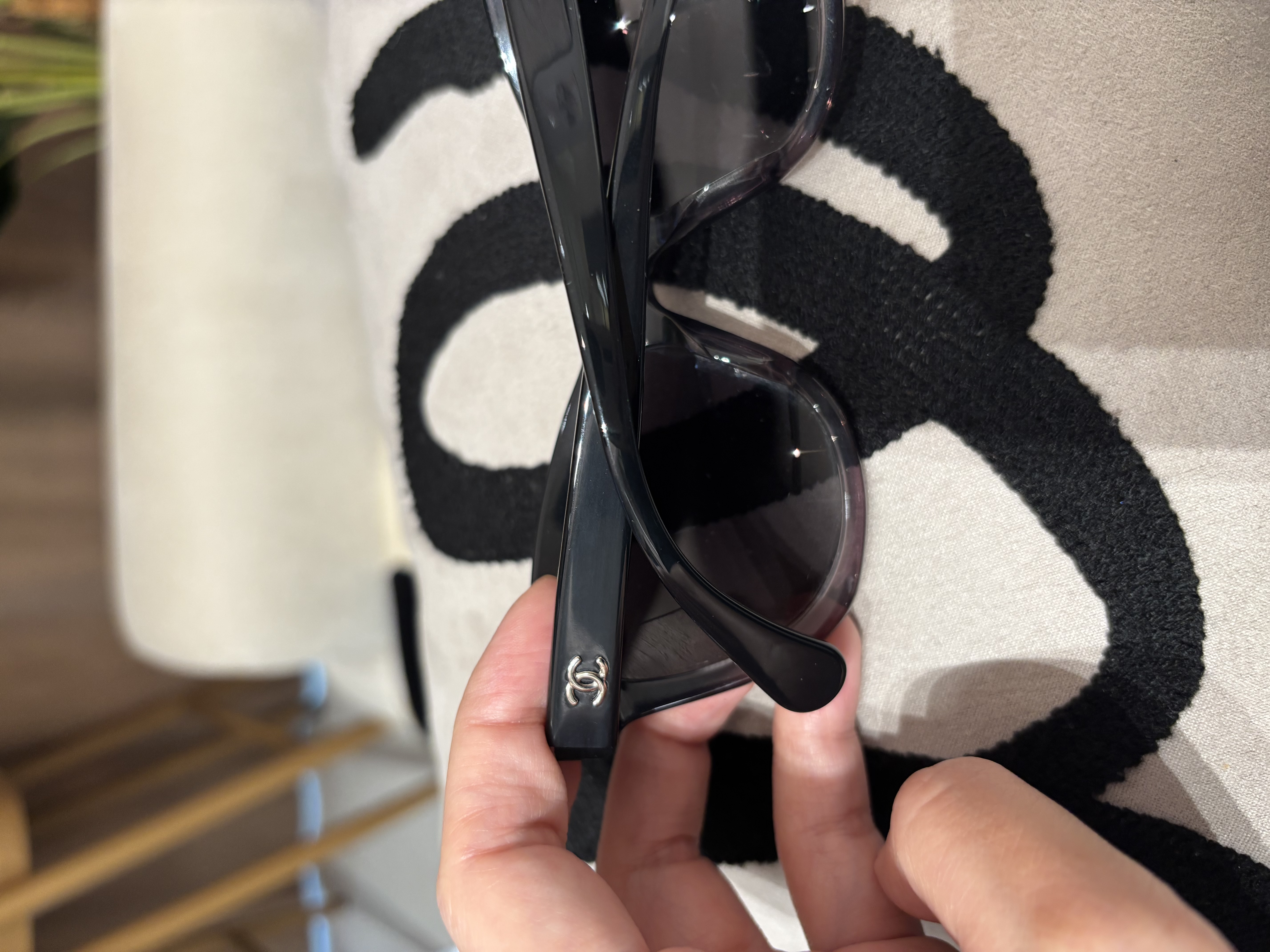 Chanel CC Logo Sunglasses 5350 太陽眼鏡100%Authentic, 98%New ✅Box