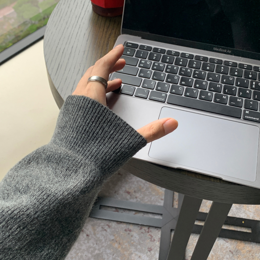 【In Stock】Cashmere Collared Knitwear