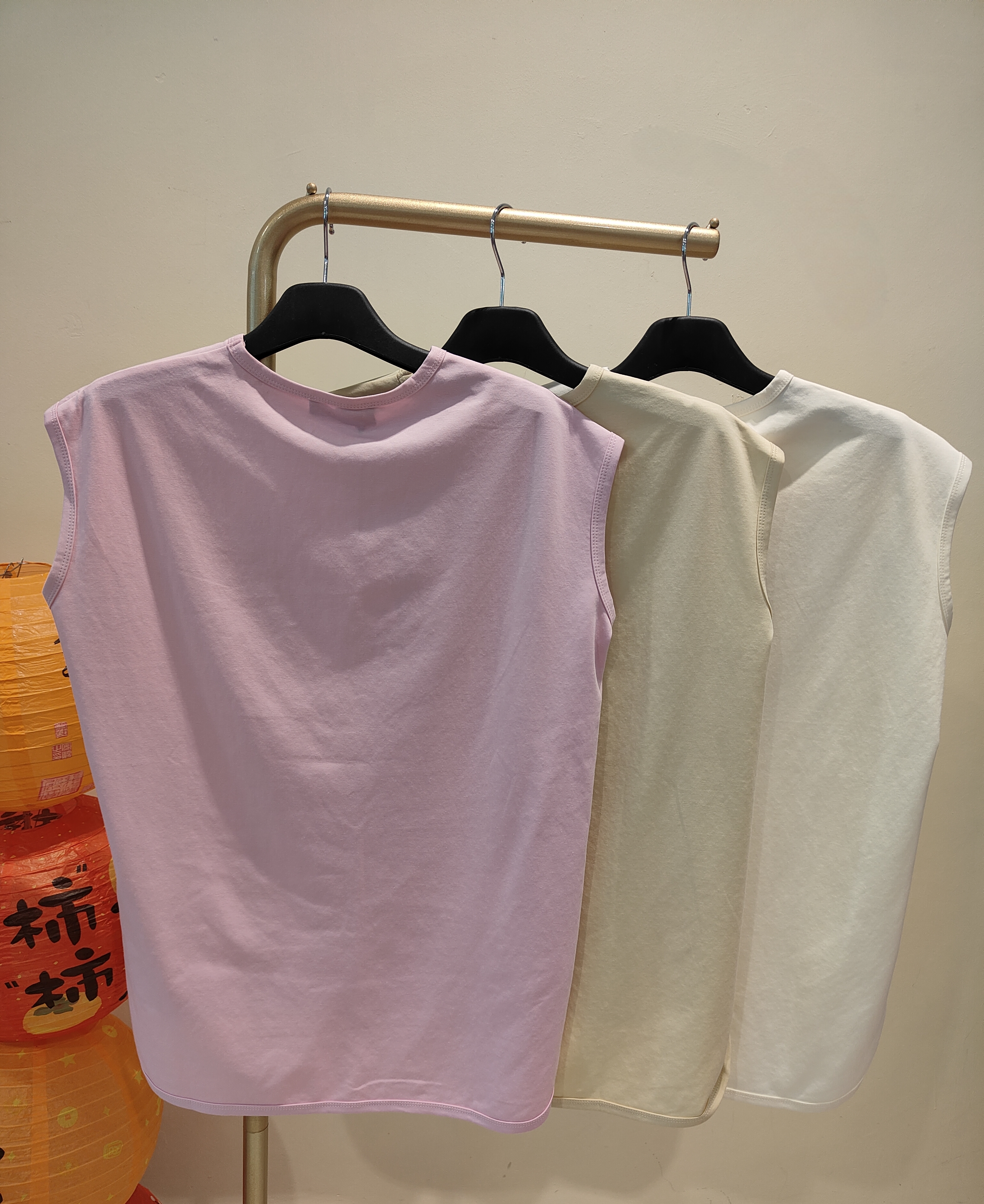 独家彩色串珠花卉上衣 2650