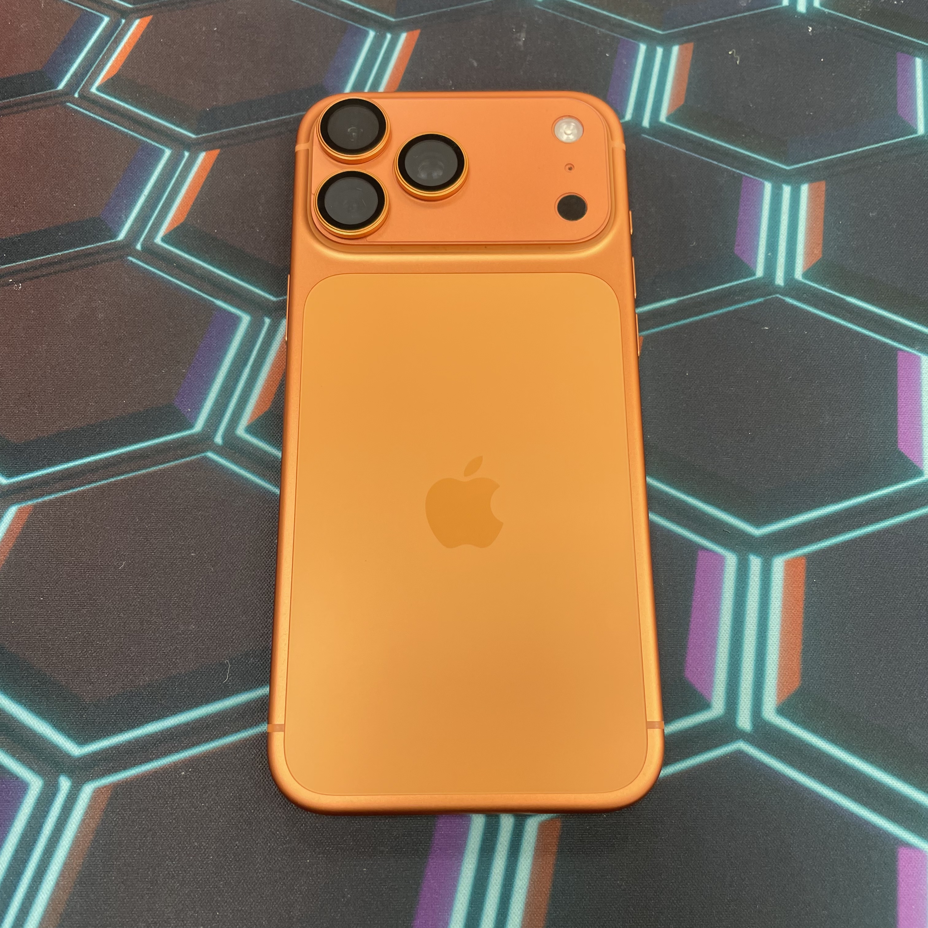 *7197 17 Pro max 完美機 512GB 電92 橙色 orange